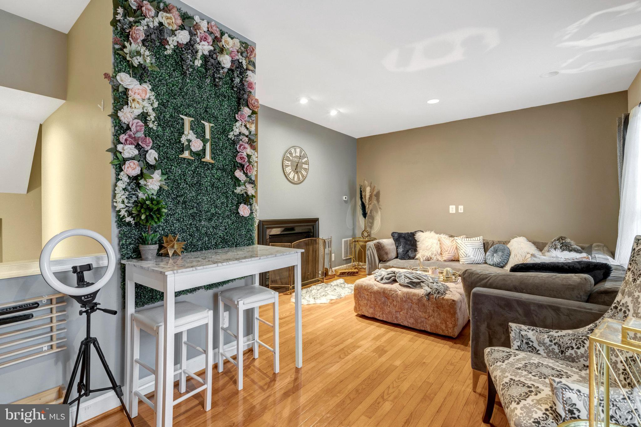 POTOMAC CLUB - Residential