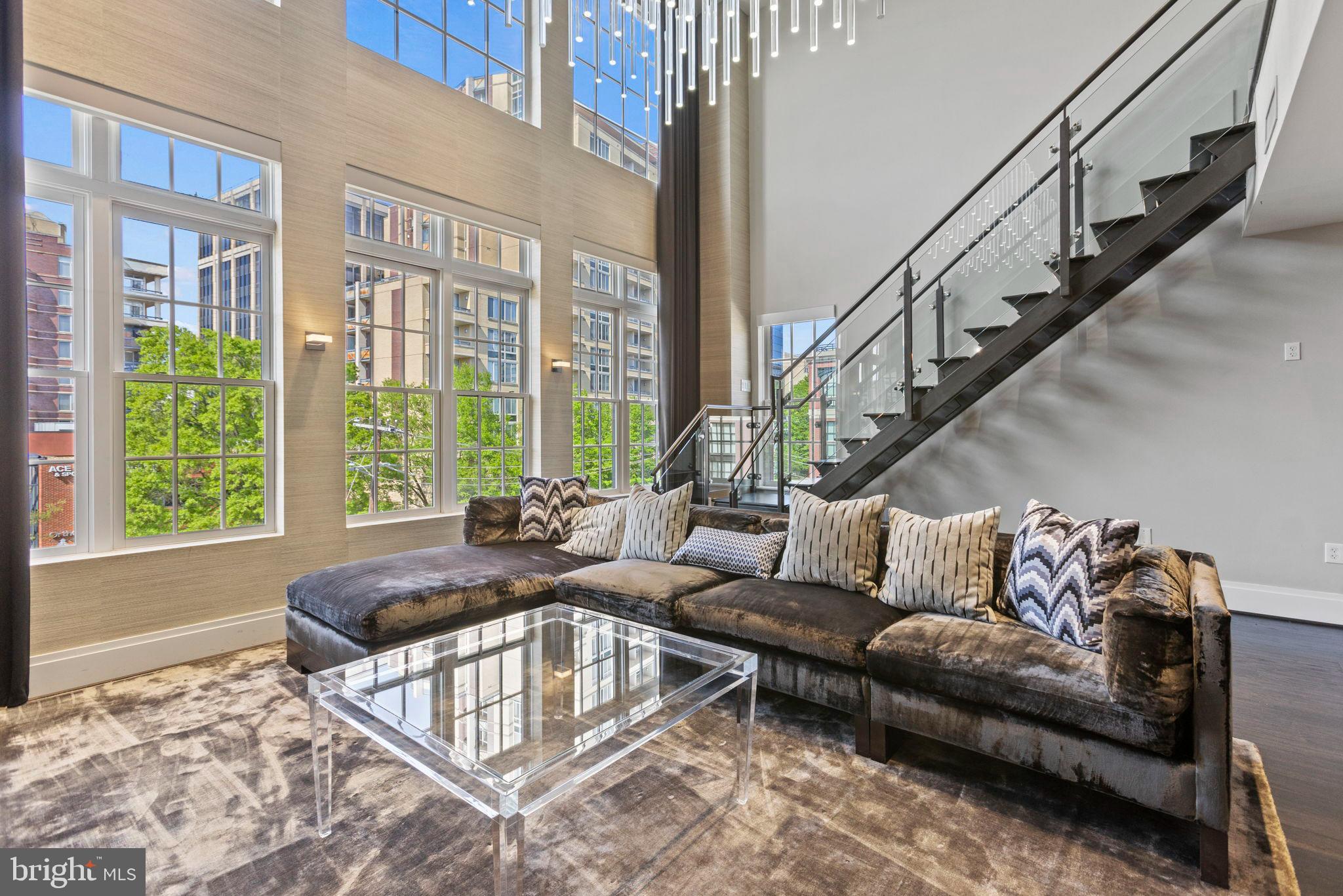 GASLIGHT SQUARE - Residential