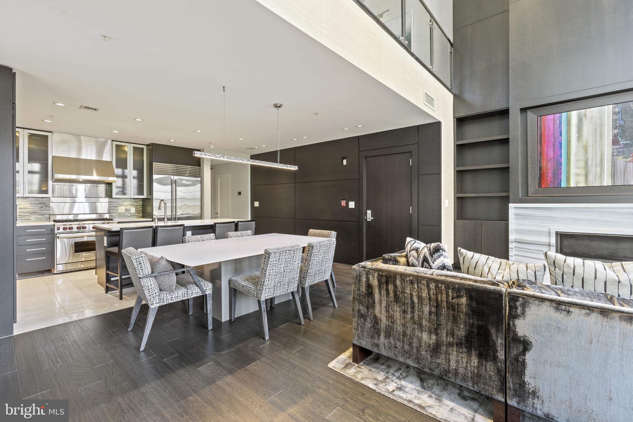 GASLIGHT SQUARE - Residential