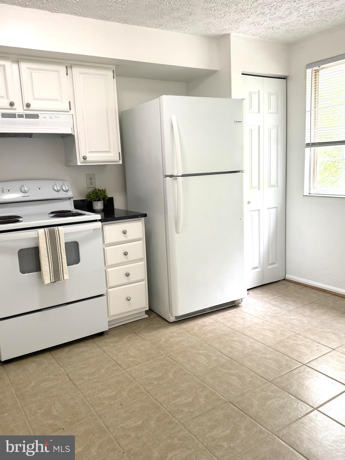 HOLLYMEAD - Residential