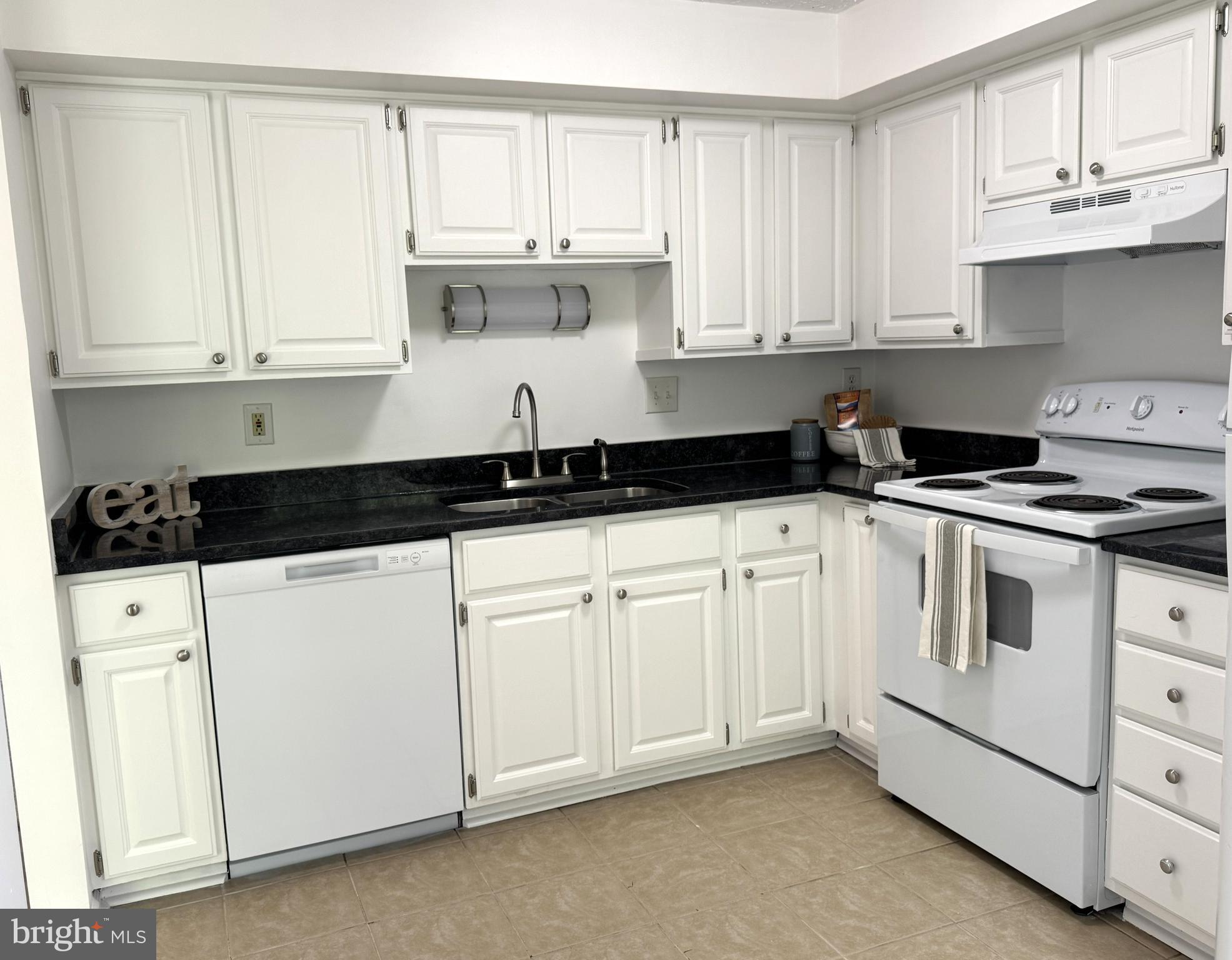 HOLLYMEAD - Residential