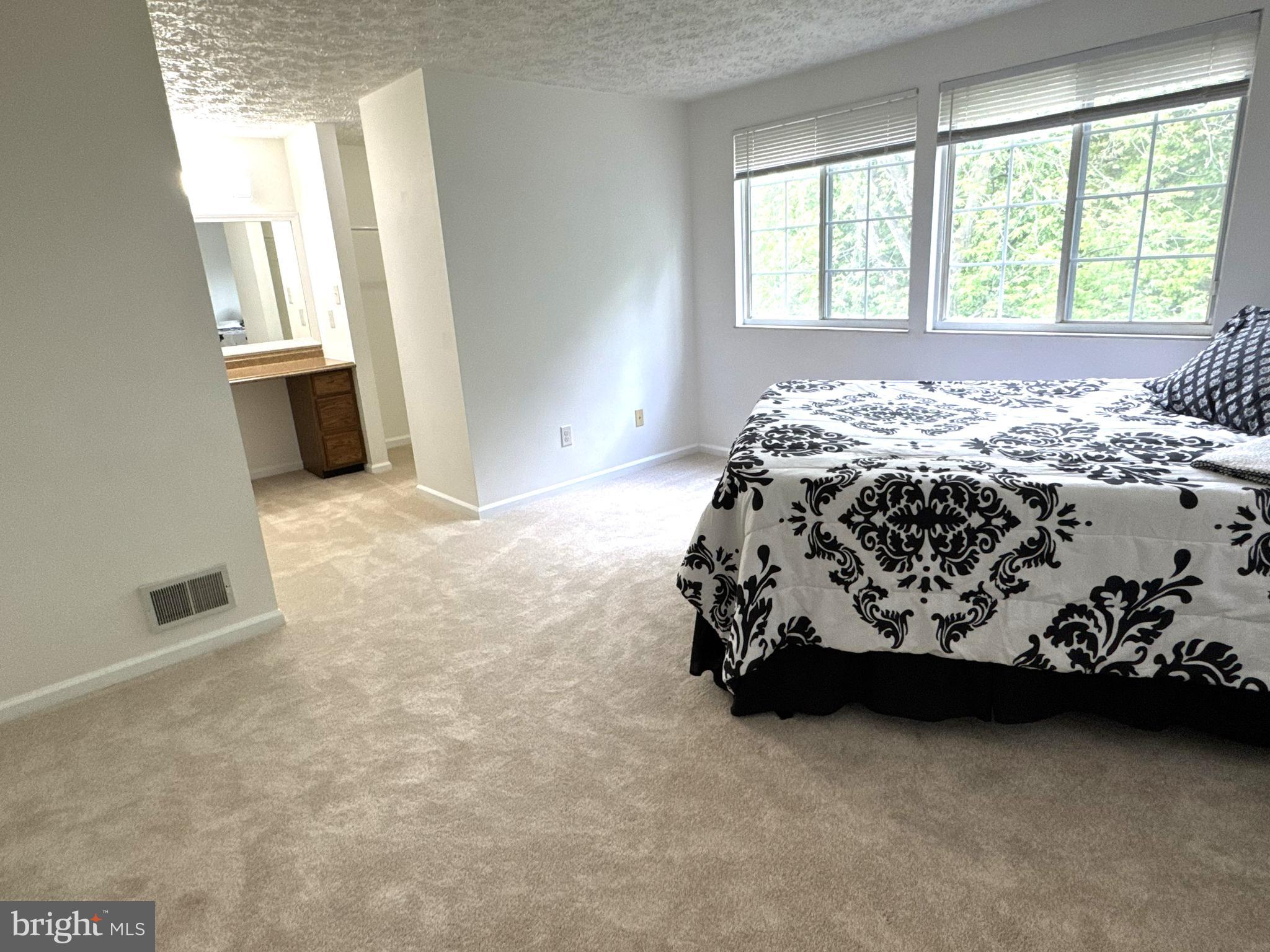 HOLLYMEAD - Residential