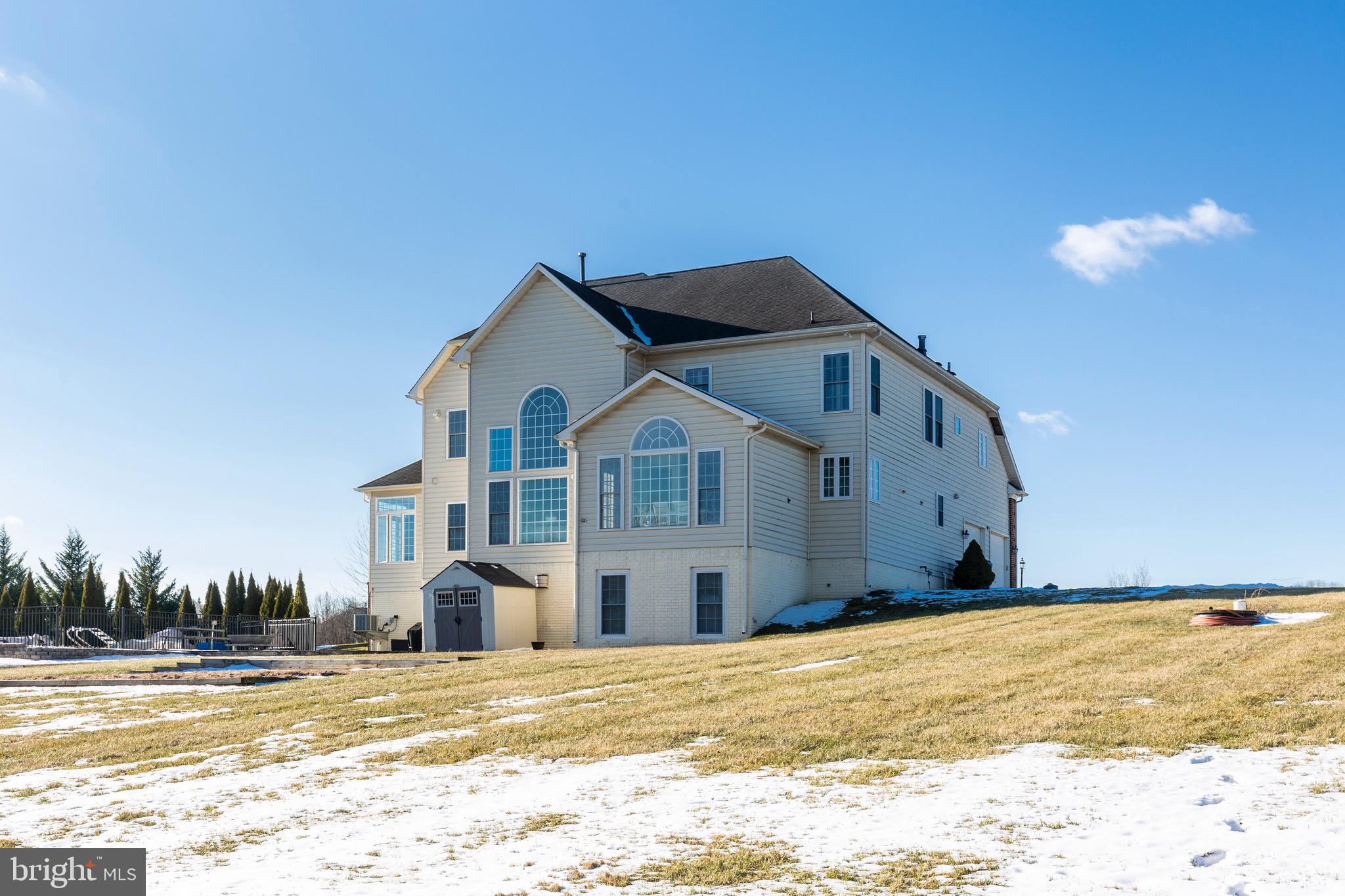 LAKE FOREST - Residential