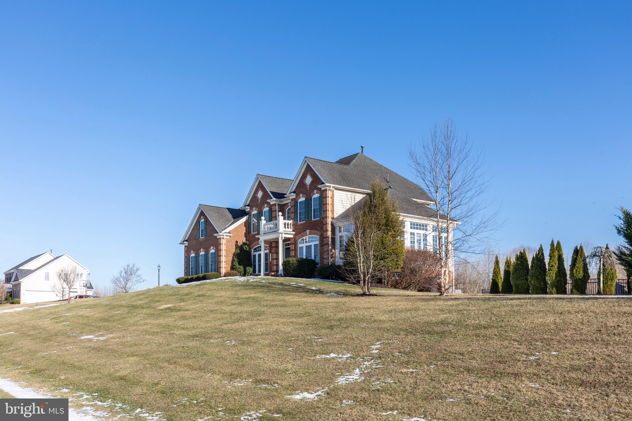 LAKE FOREST - Residential