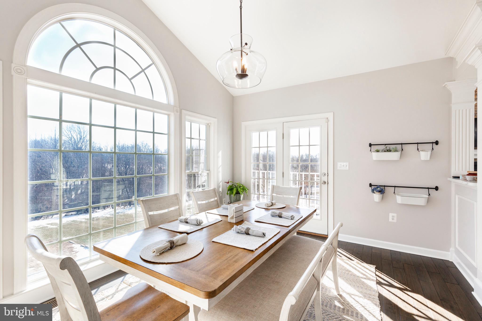 LAKE FOREST - Residential