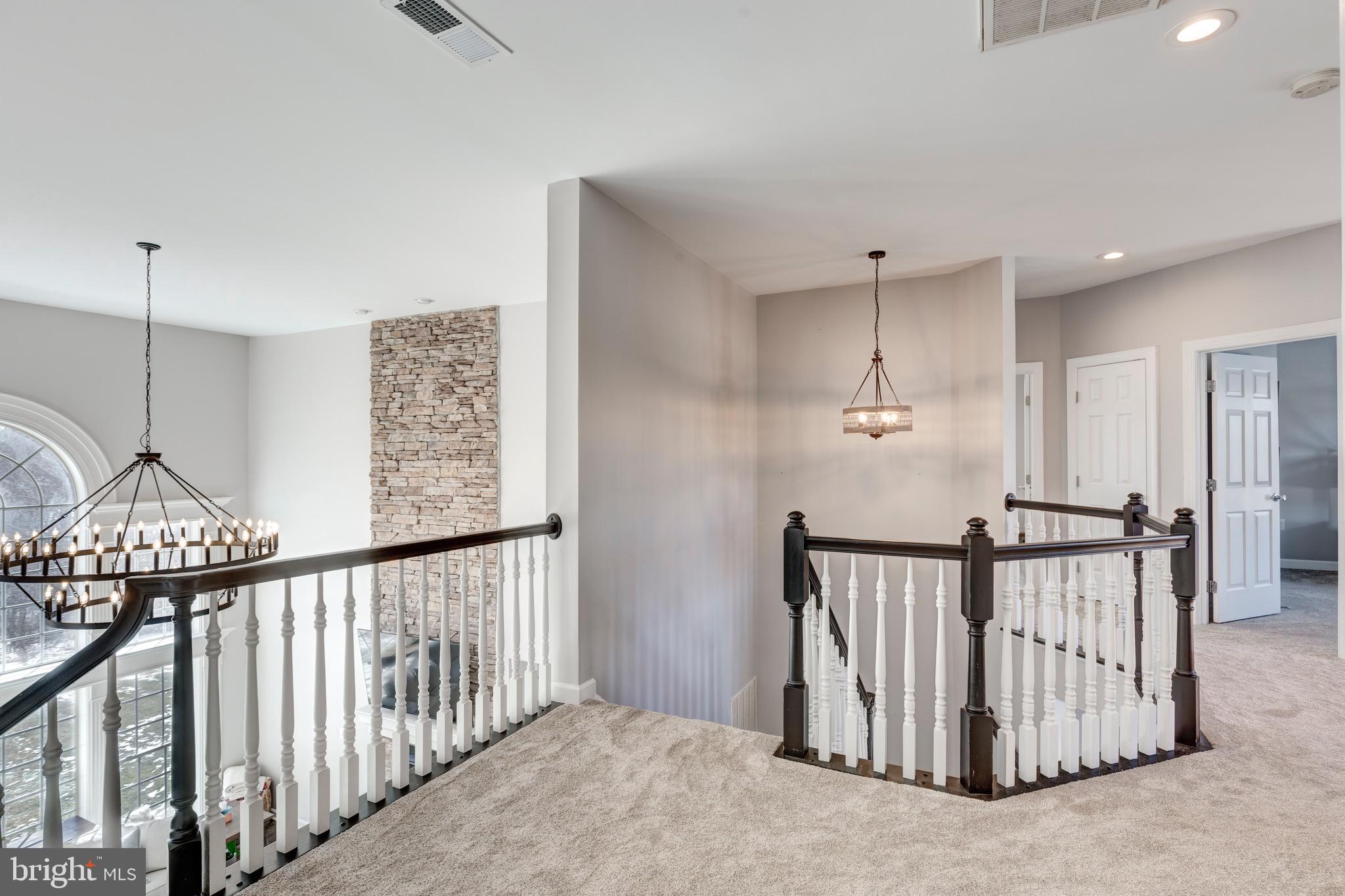 LAKE FOREST - Residential