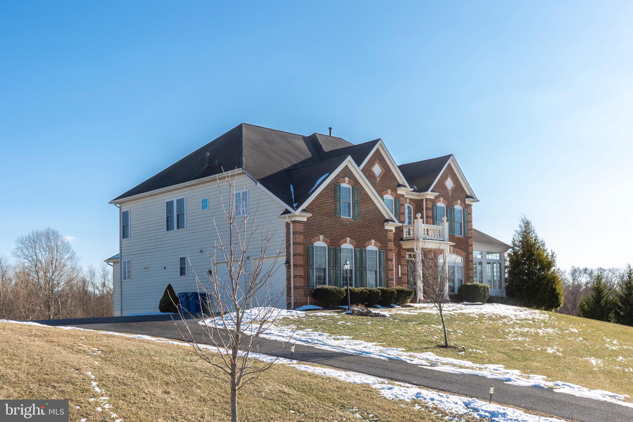 LAKE FOREST - Residential