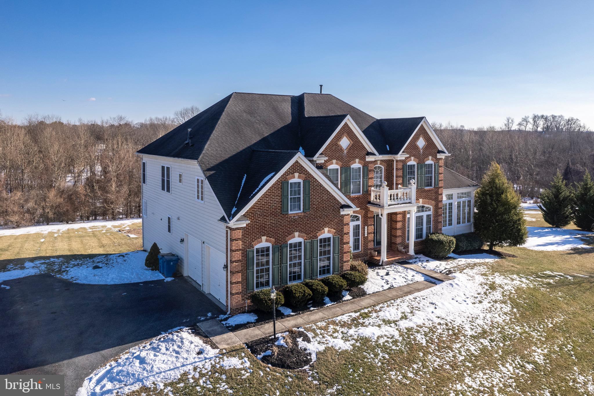 LAKE FOREST - Residential