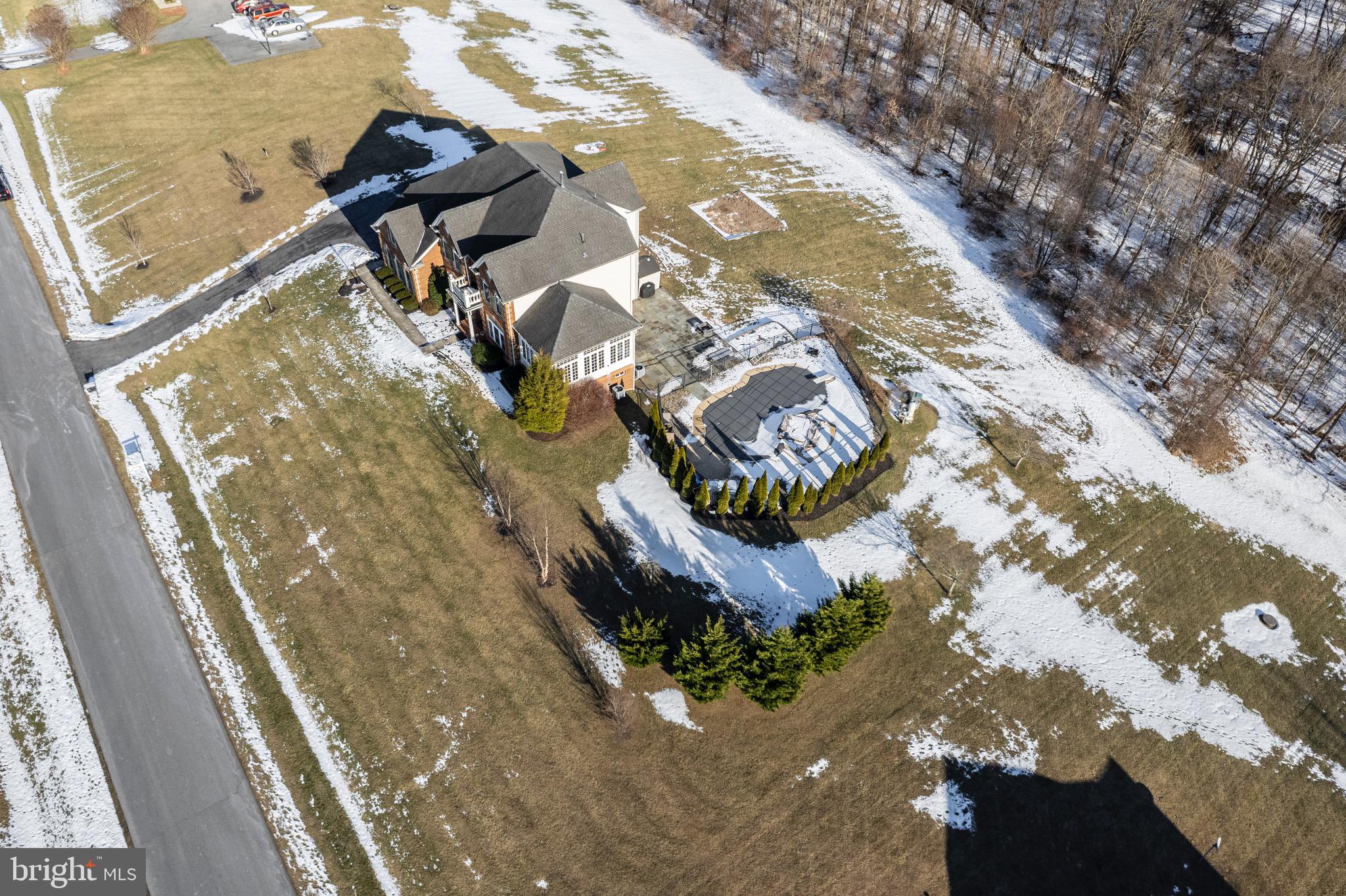 LAKE FOREST - Residential