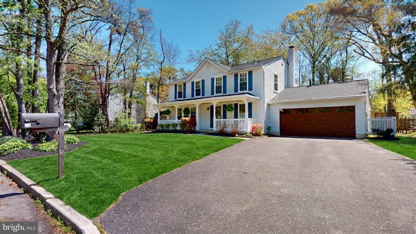 17 COVENTRY CIRCLE W