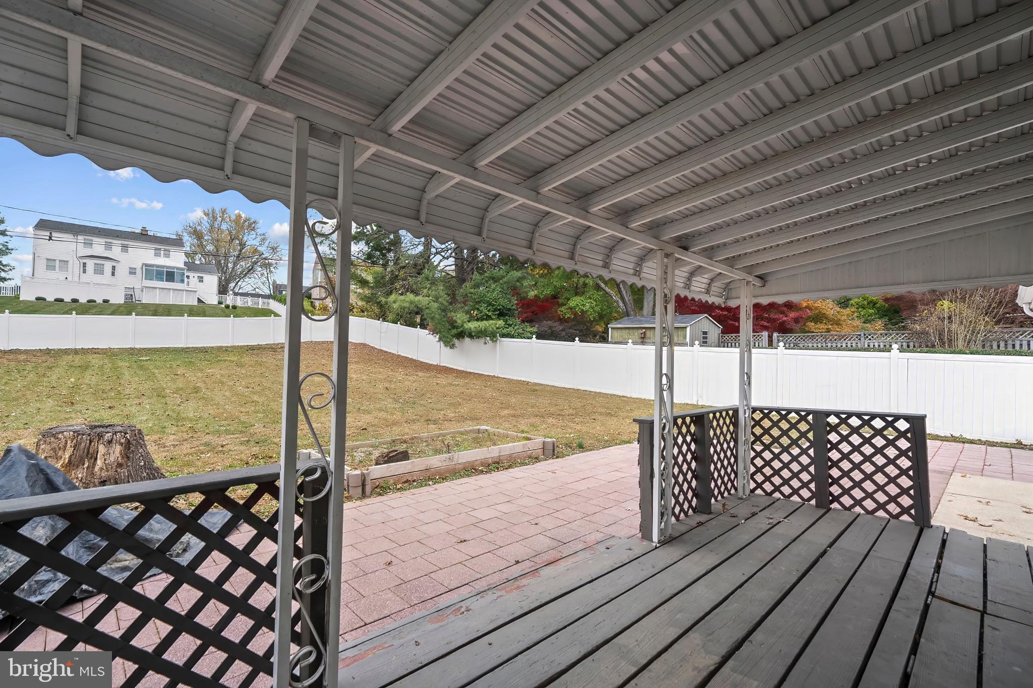 HOMESTEAD VILLAGE - Residential