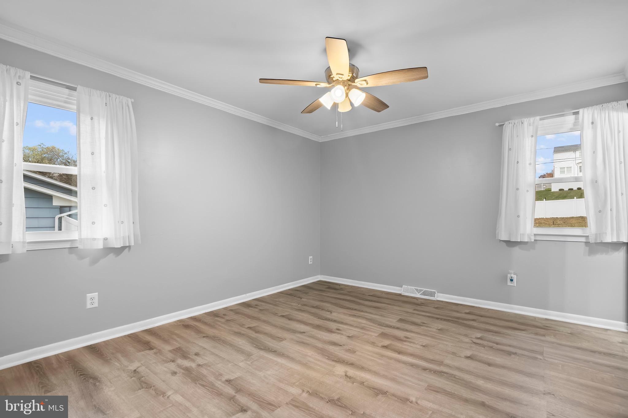 HOMESTEAD VILLAGE - Residential