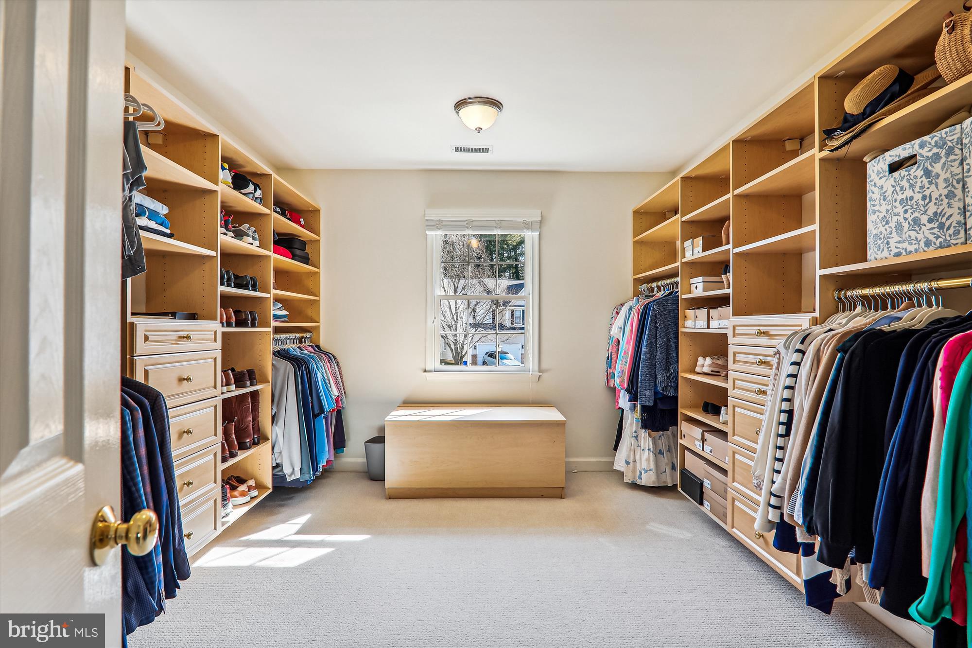 KENSINGTON HEIGHTS - Residential