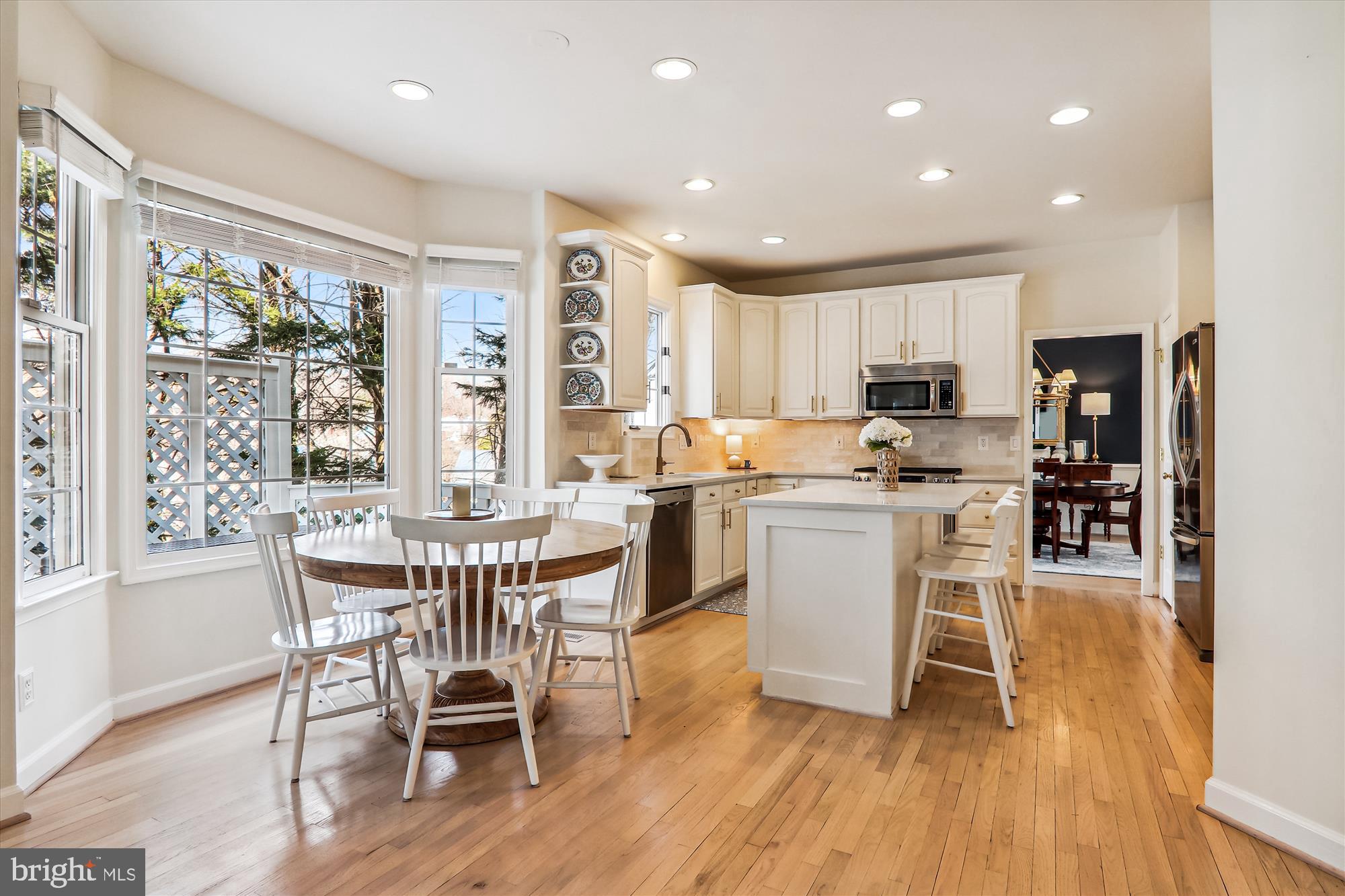 KENSINGTON HEIGHTS - Residential