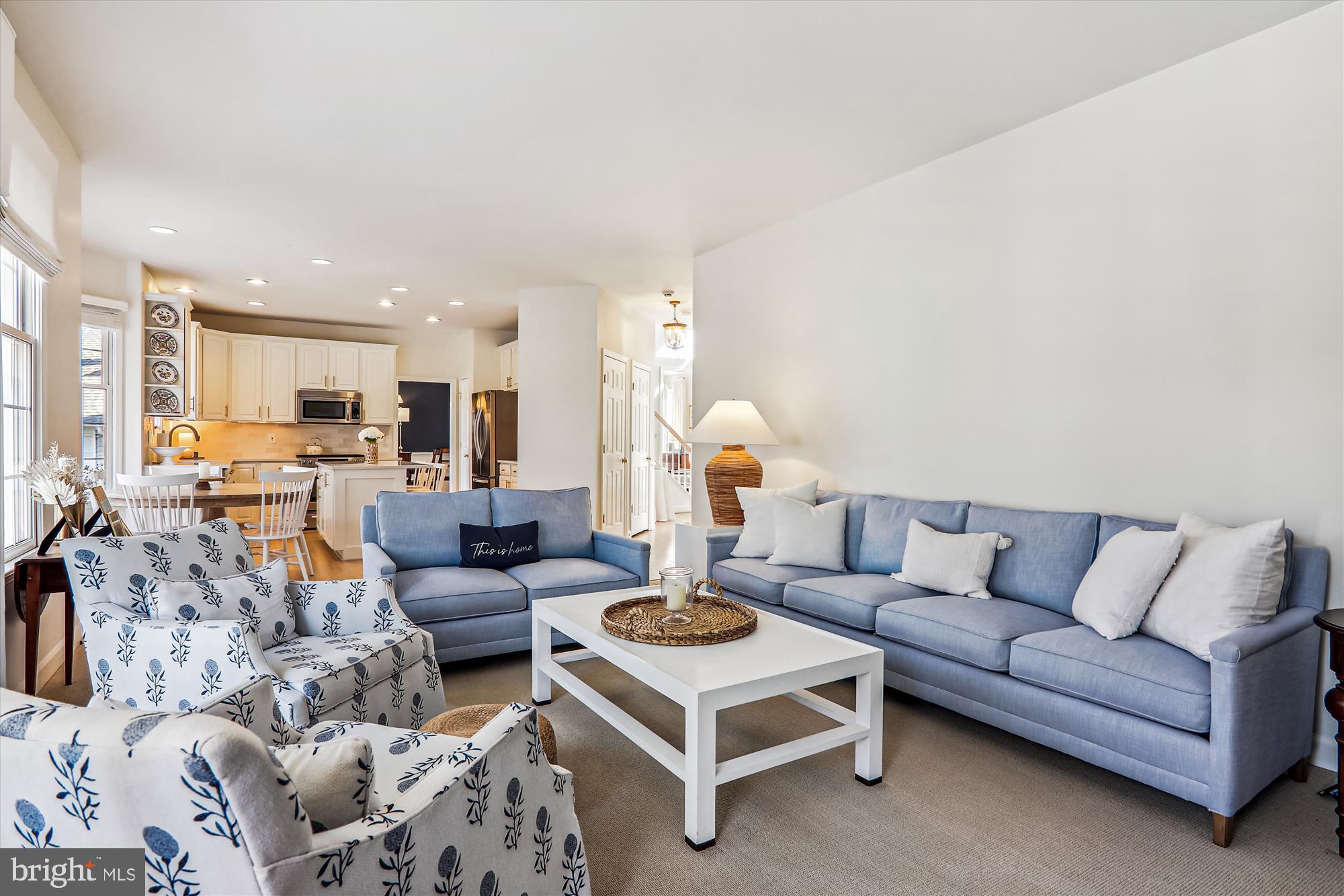 KENSINGTON HEIGHTS - Residential