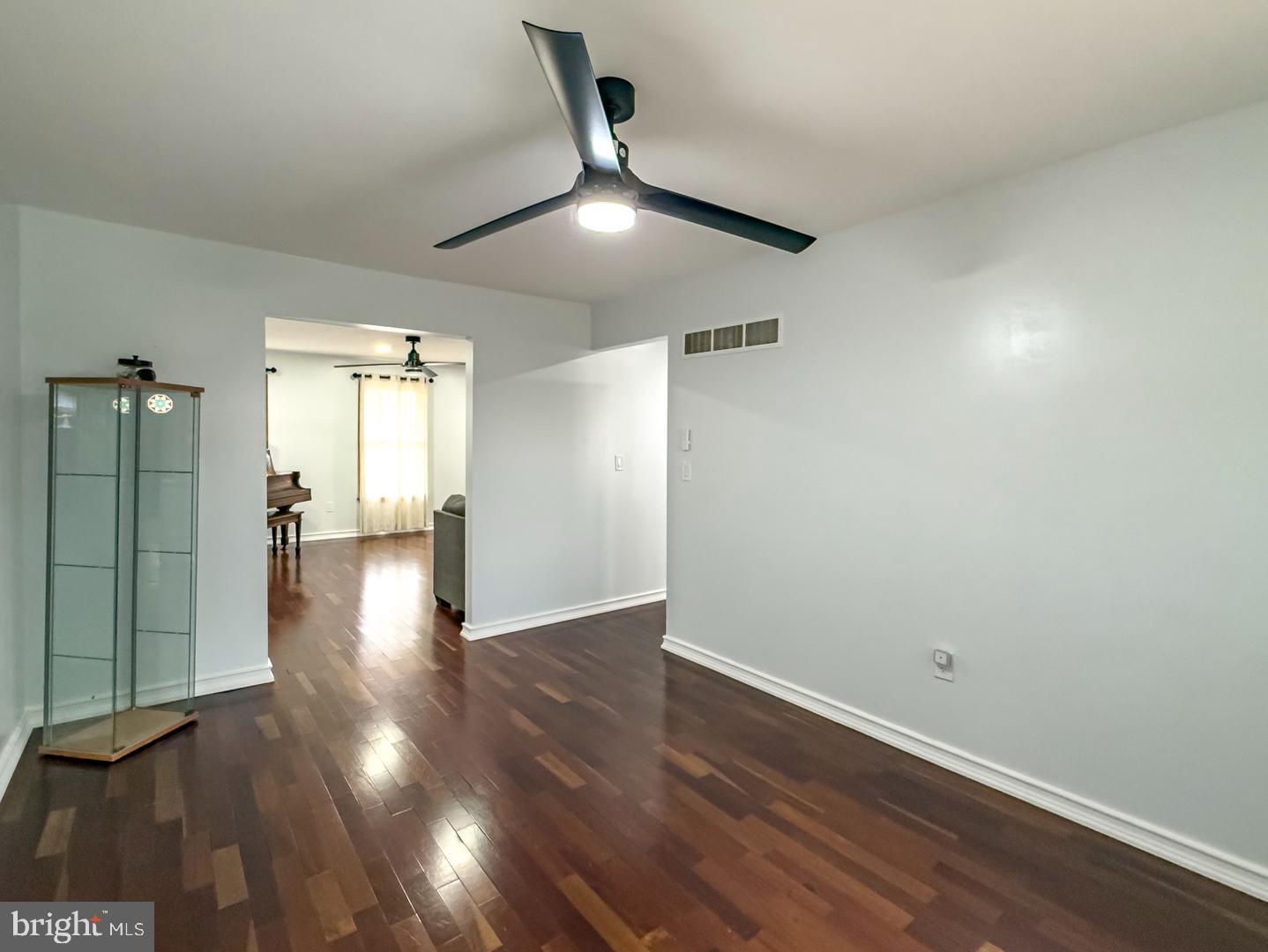 RIVERS BEND - Residential