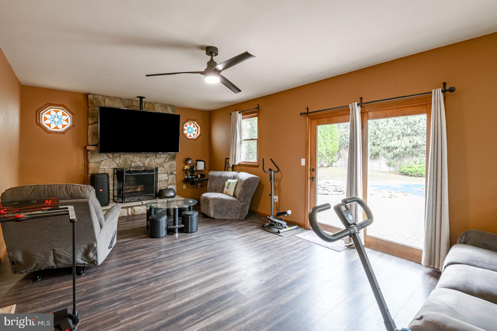 RIVERS BEND - Residential