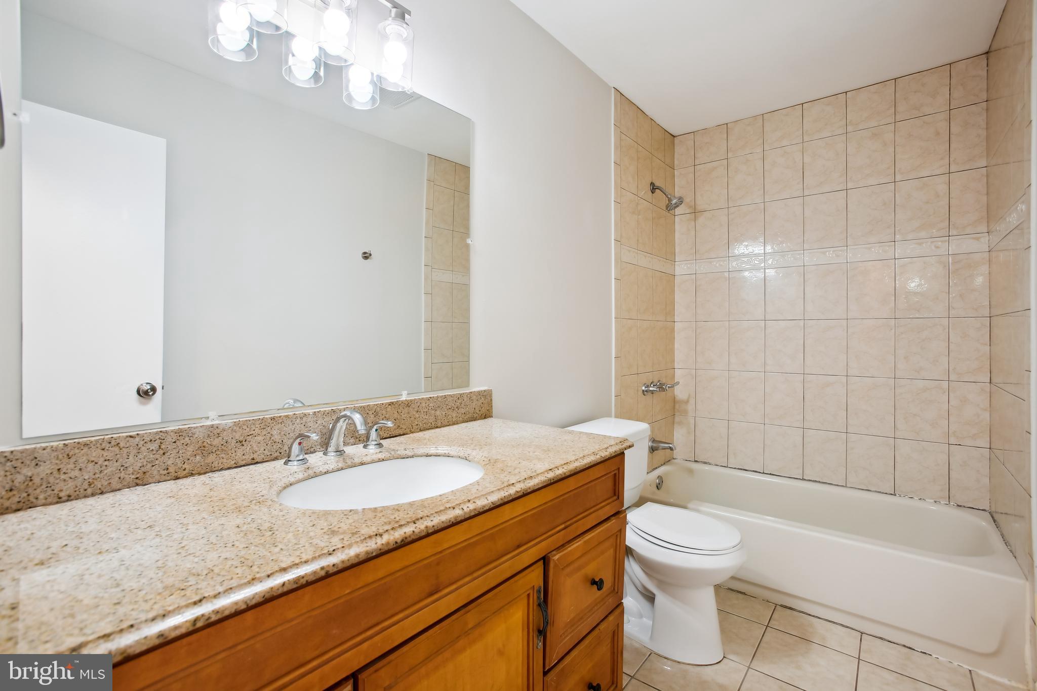 DALE CITY - Residential