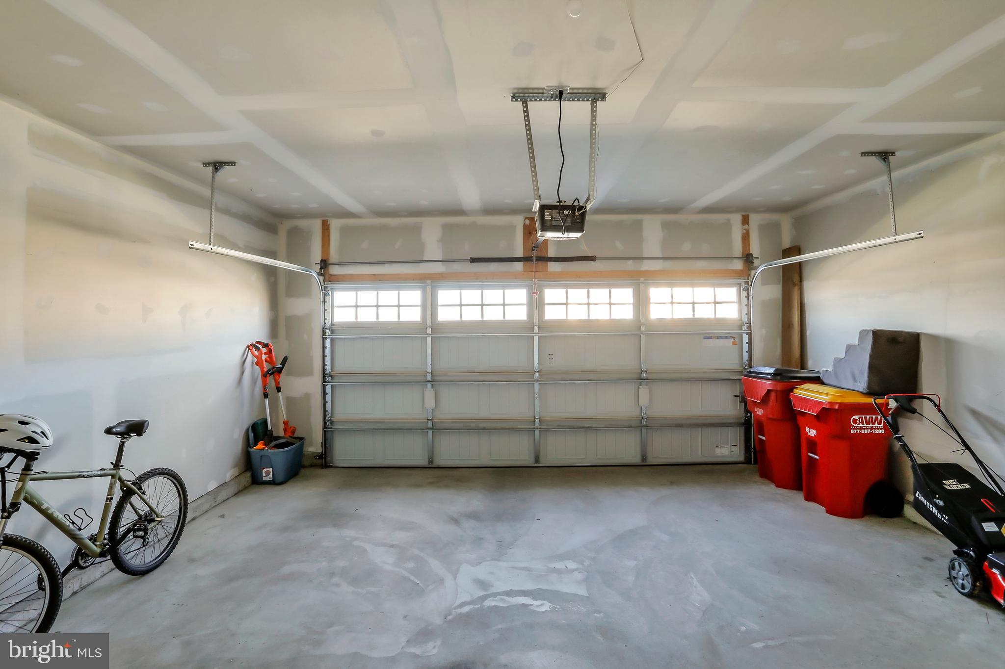 ARCADIA SPRINGS - Residential