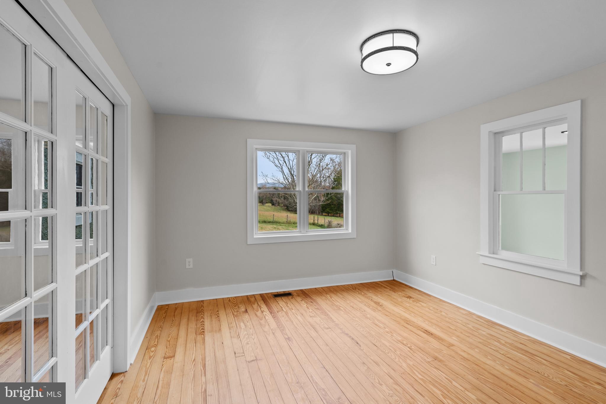 SHENANDOAH WOODLANDS - Residential