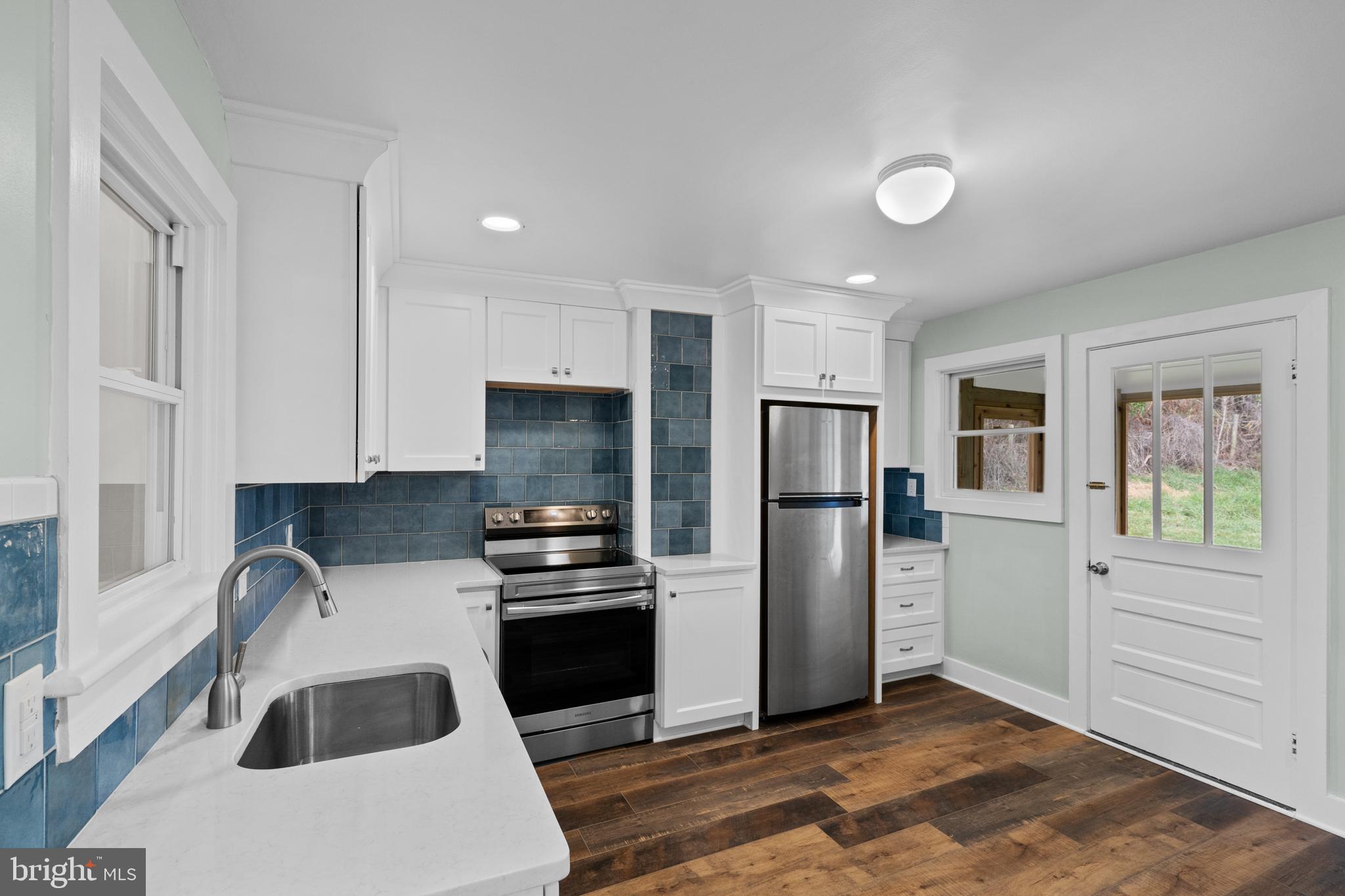 SHENANDOAH WOODLANDS - Residential