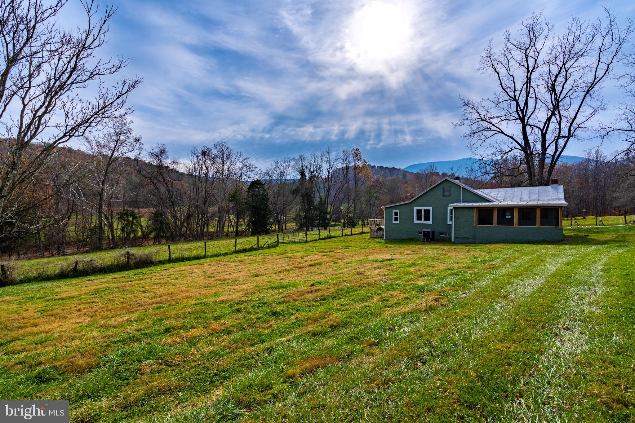 SHENANDOAH WOODLANDS - Residential