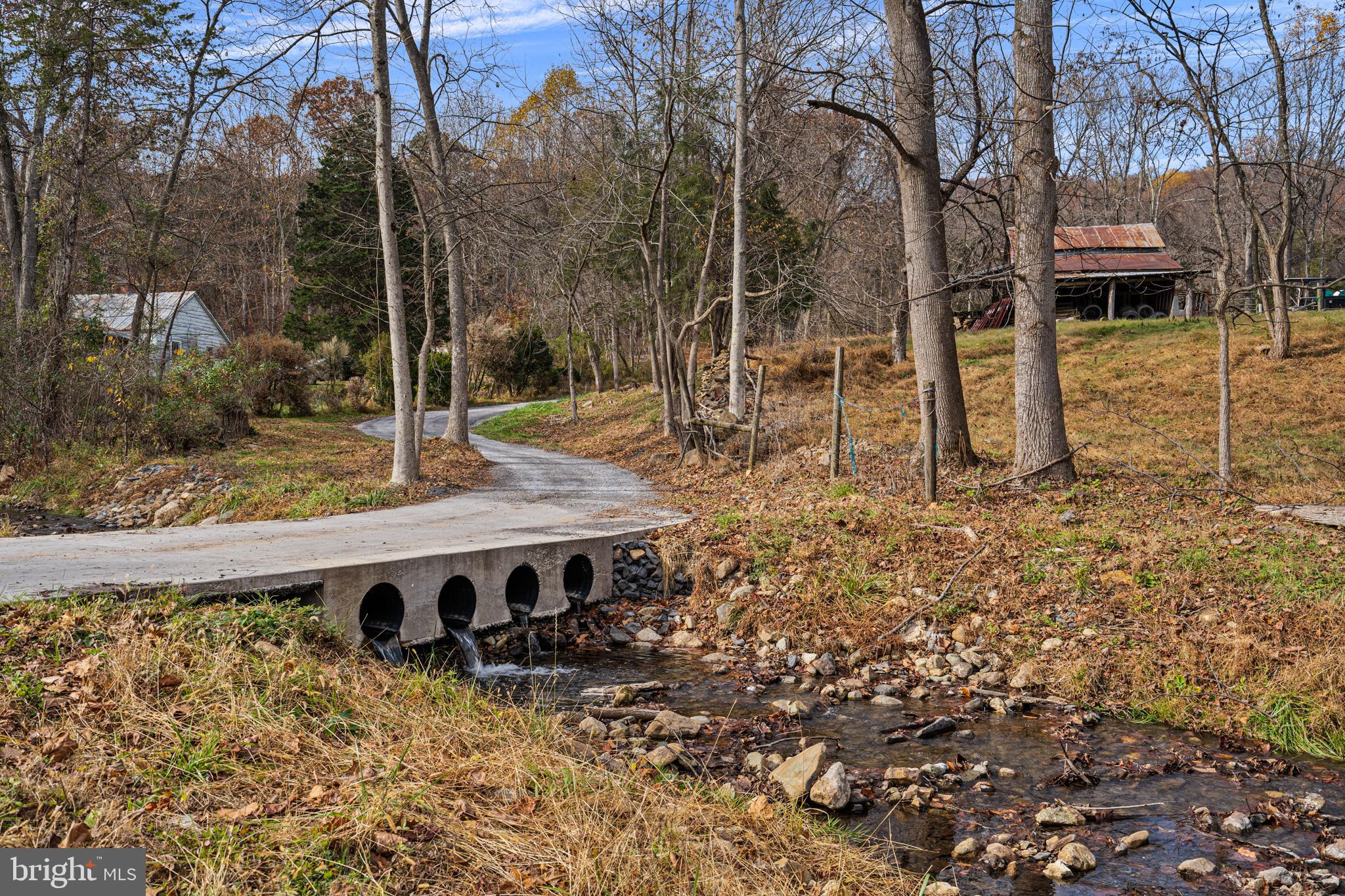 SHENANDOAH WOODLANDS - Residential