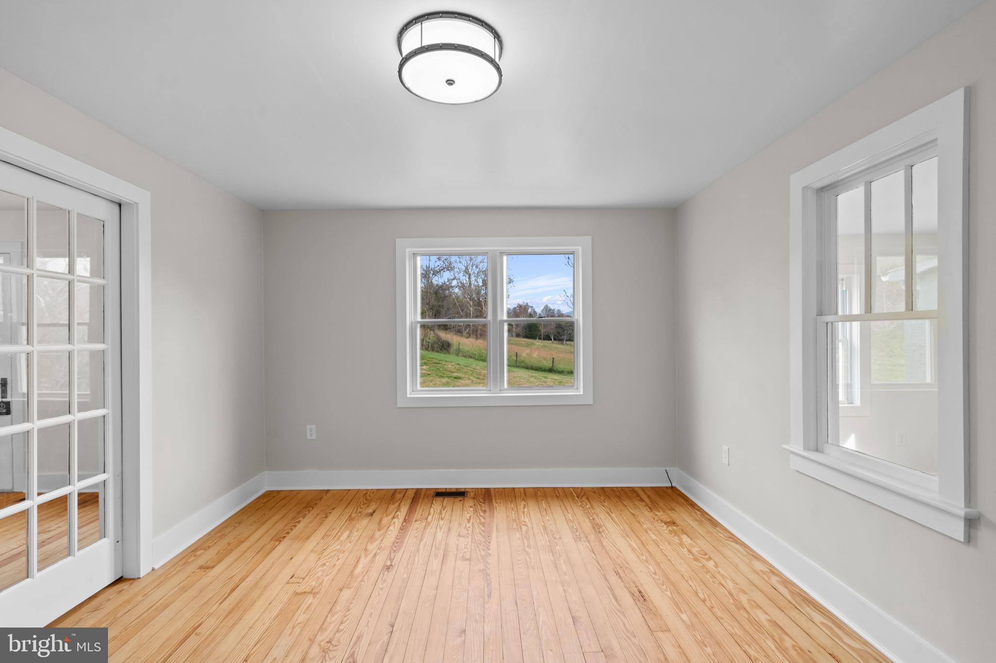 SHENANDOAH WOODLANDS - Residential