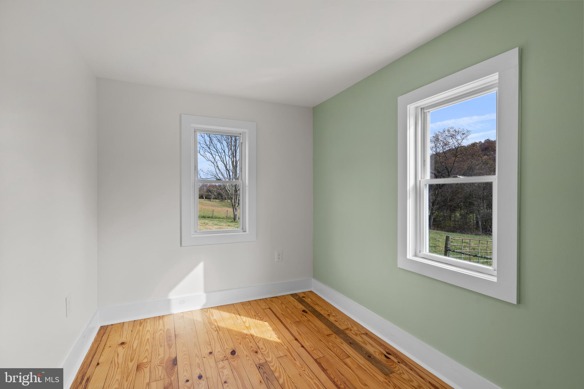 SHENANDOAH WOODLANDS - Residential