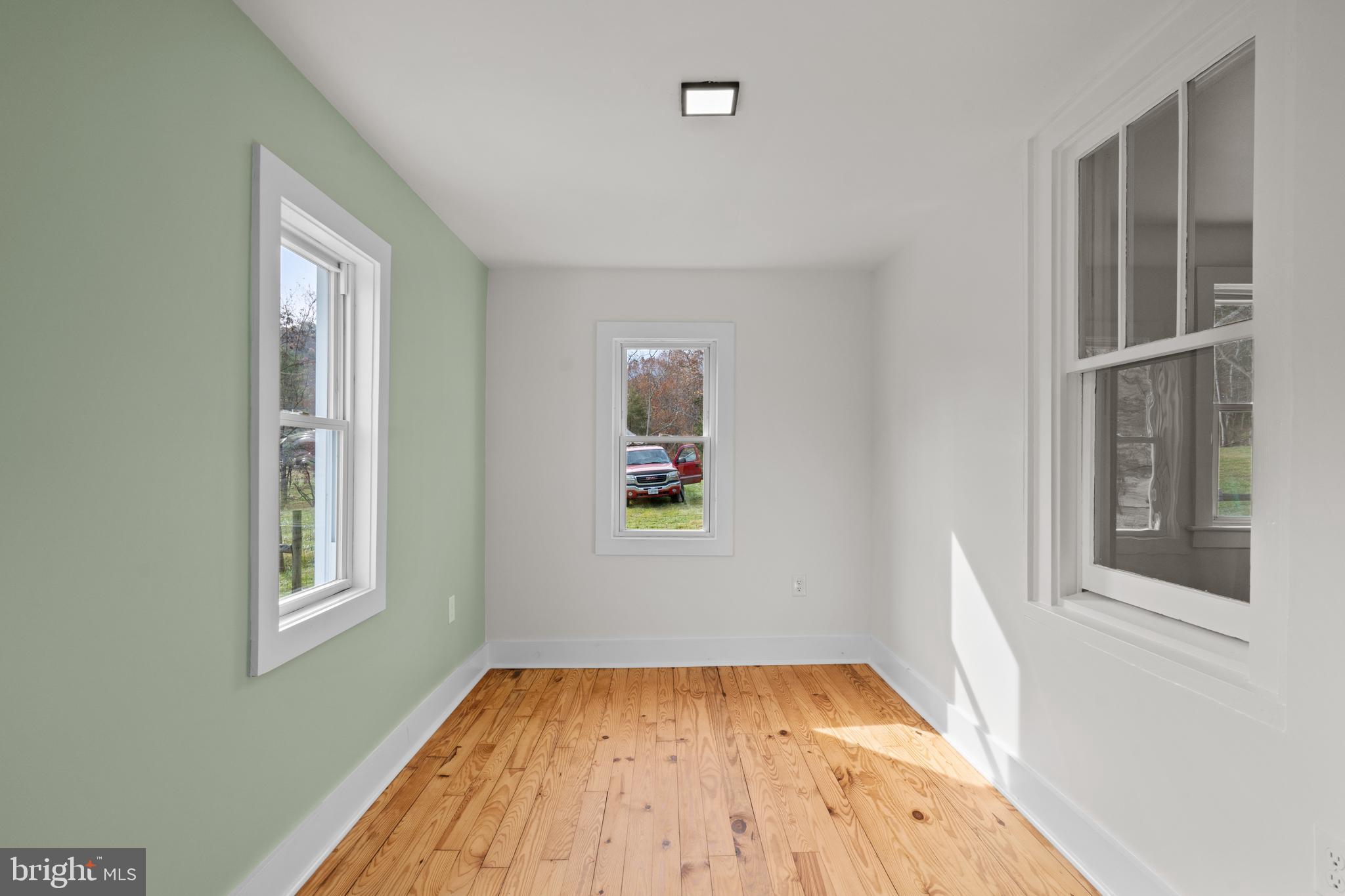 SHENANDOAH WOODLANDS - Residential