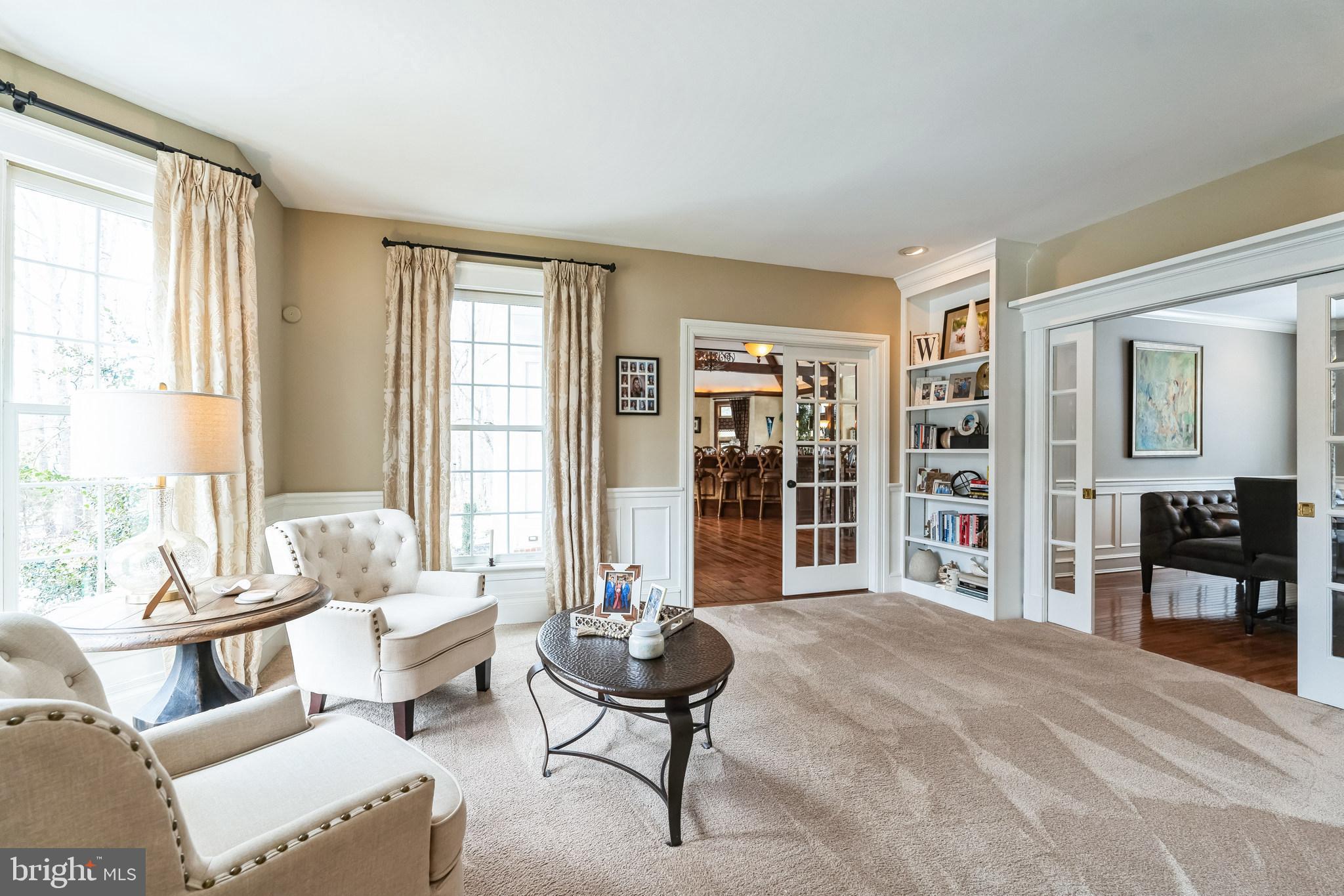 19 LOWBRIDGE PASSAGE