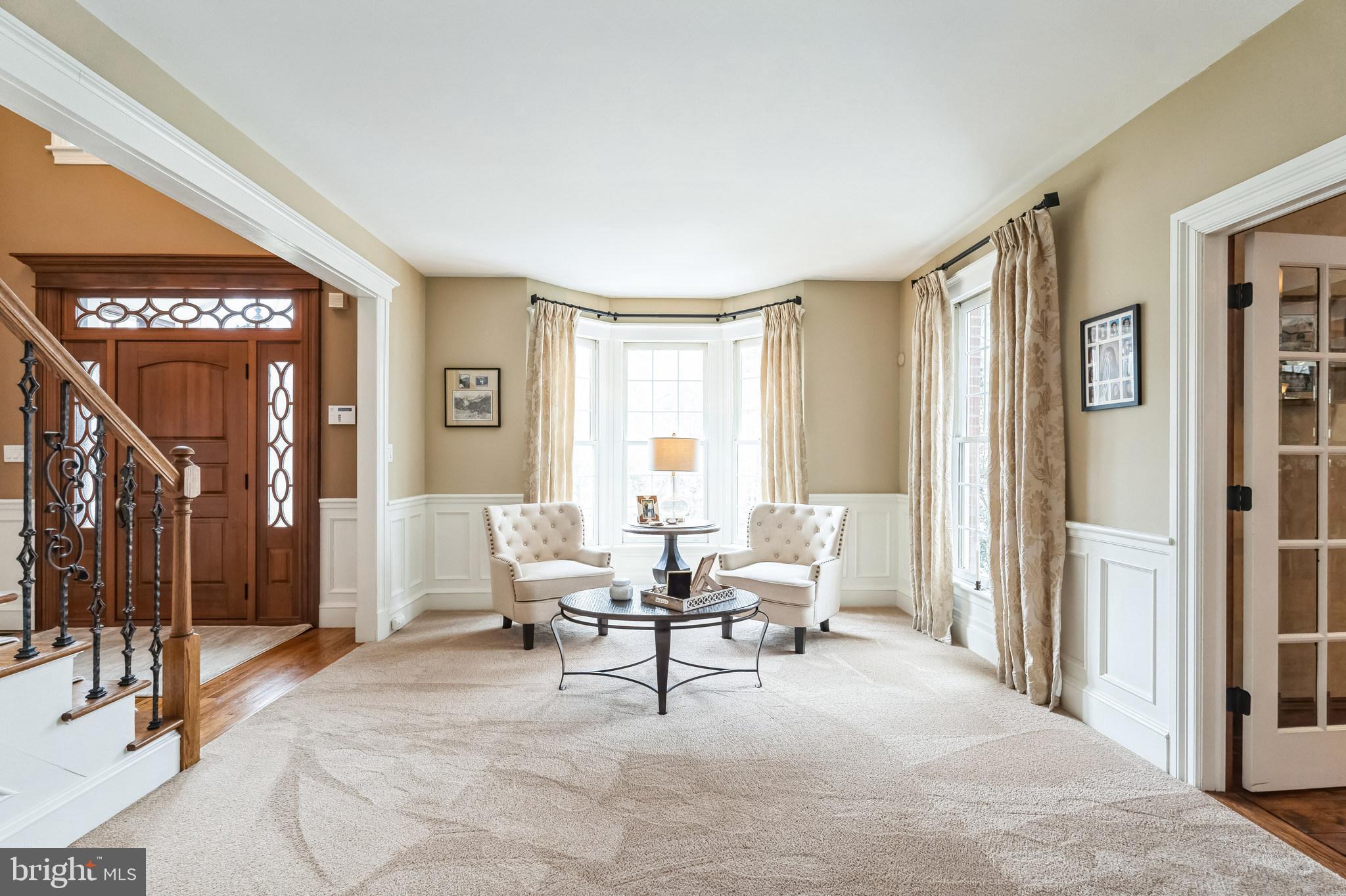 19 LOWBRIDGE PASSAGE