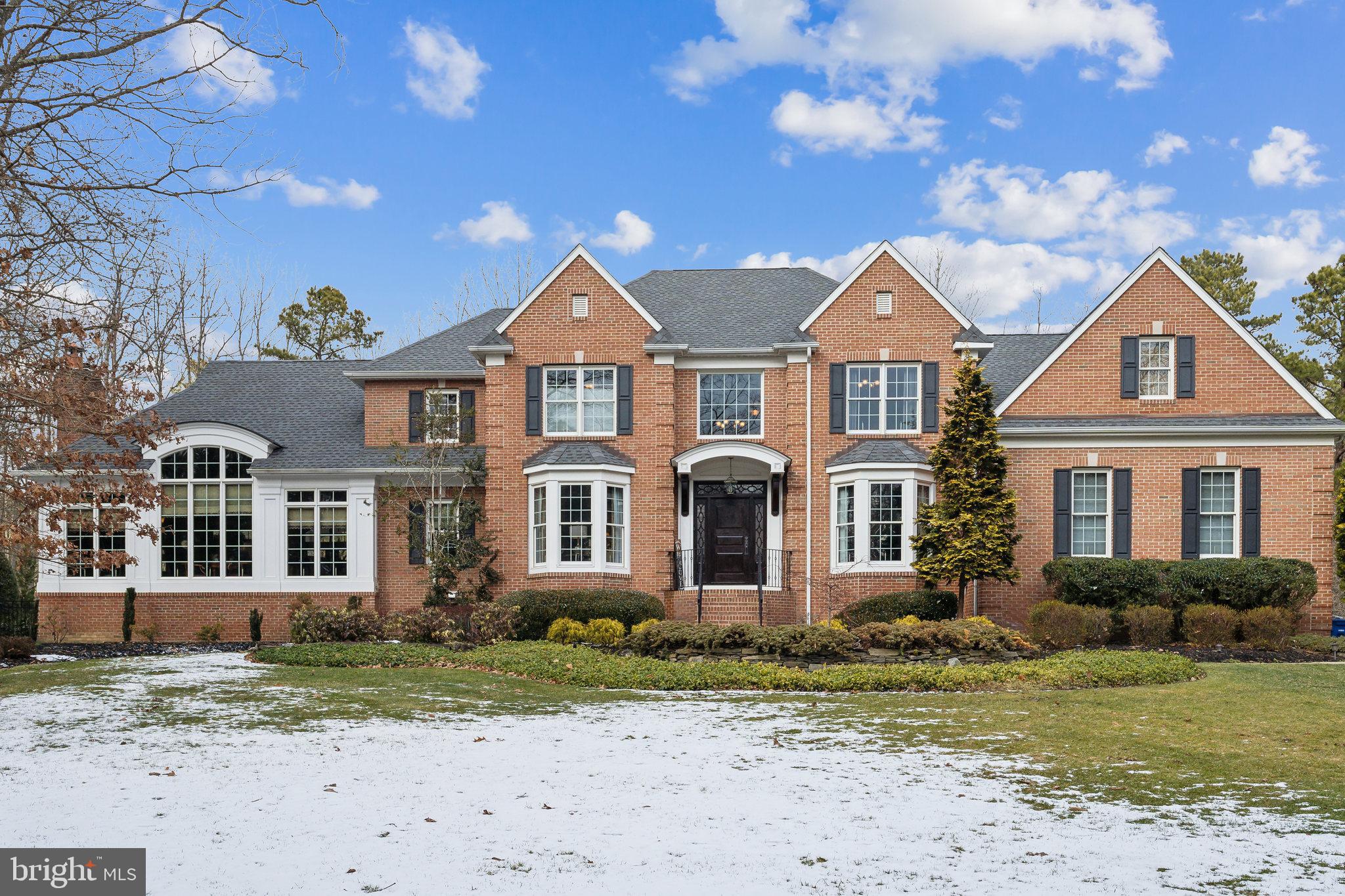 19 LOWBRIDGE PASSAGE