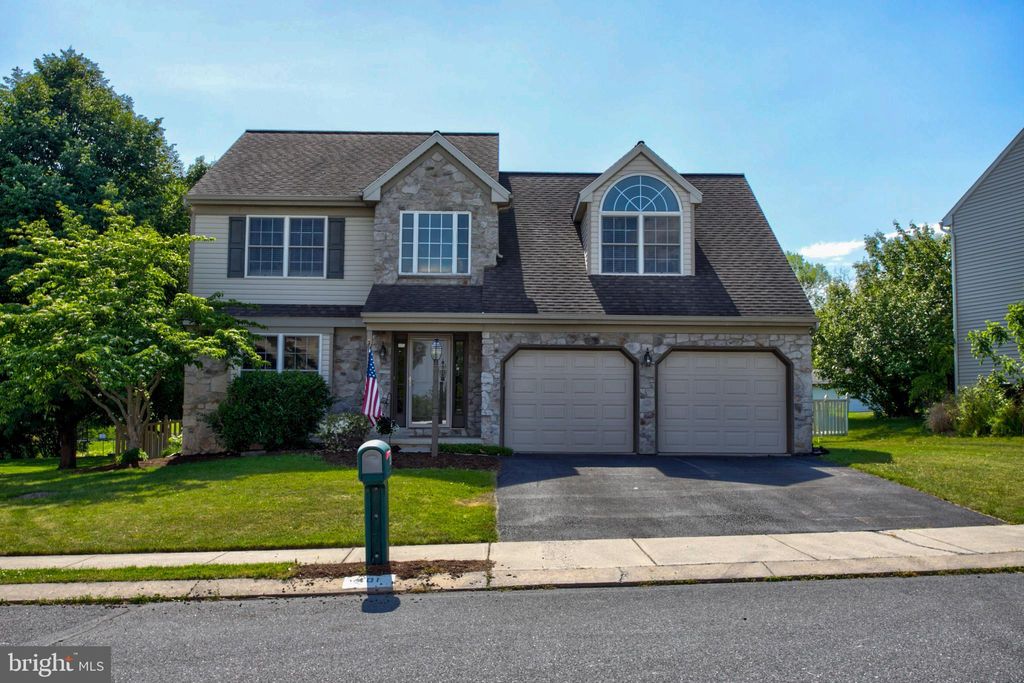 Photo of 401 Conoy Avenue, ELIZABETHTOWN, PA 17022 (MLS # PALA2088704)