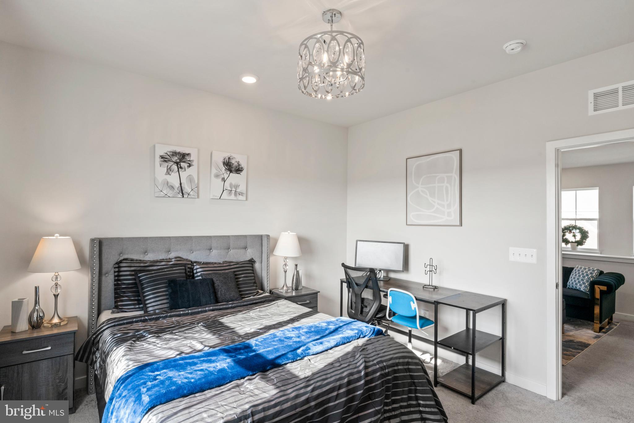 SENSENY VILLAGE - Residential