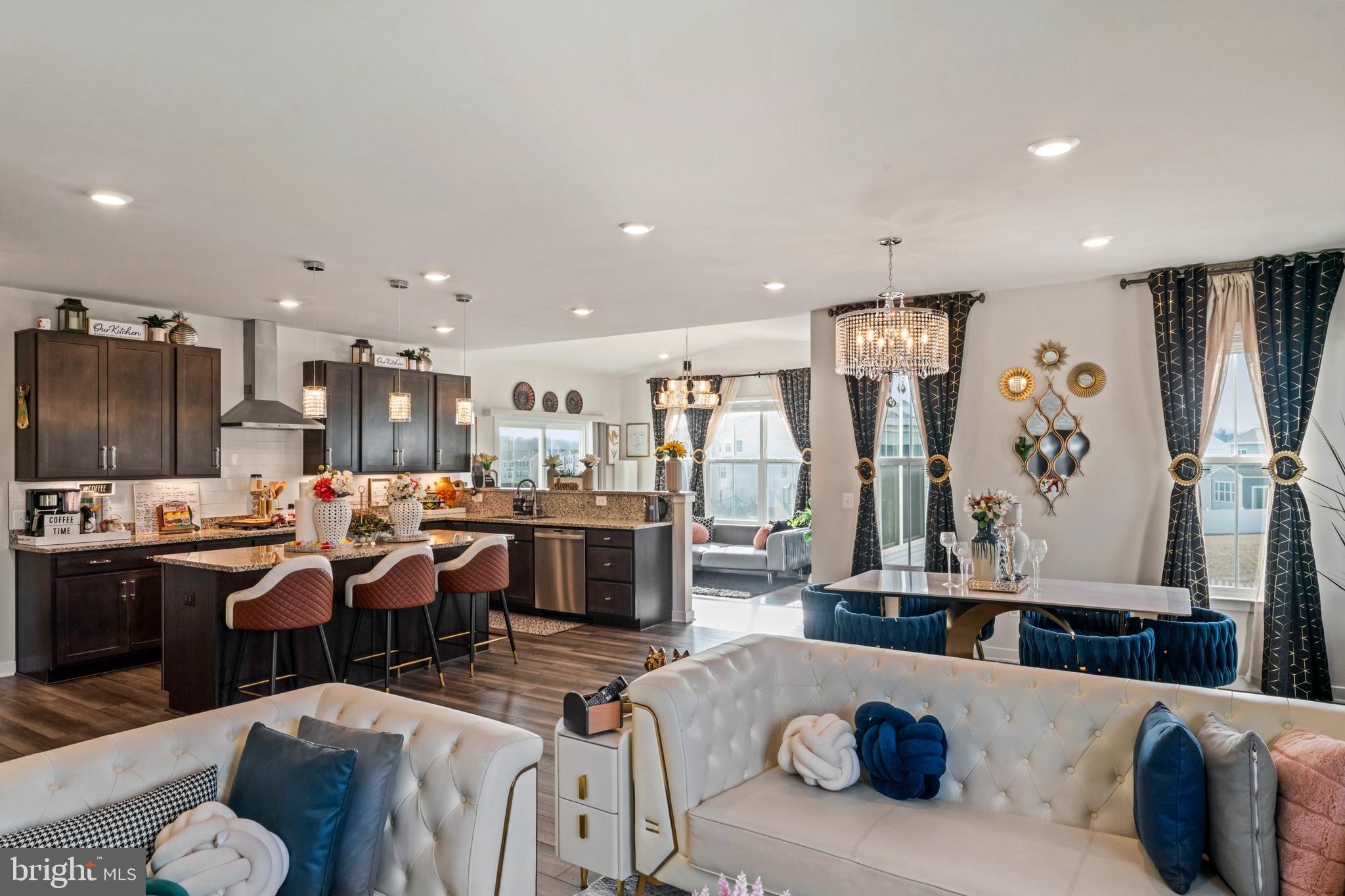 SENSENY VILLAGE - Residential