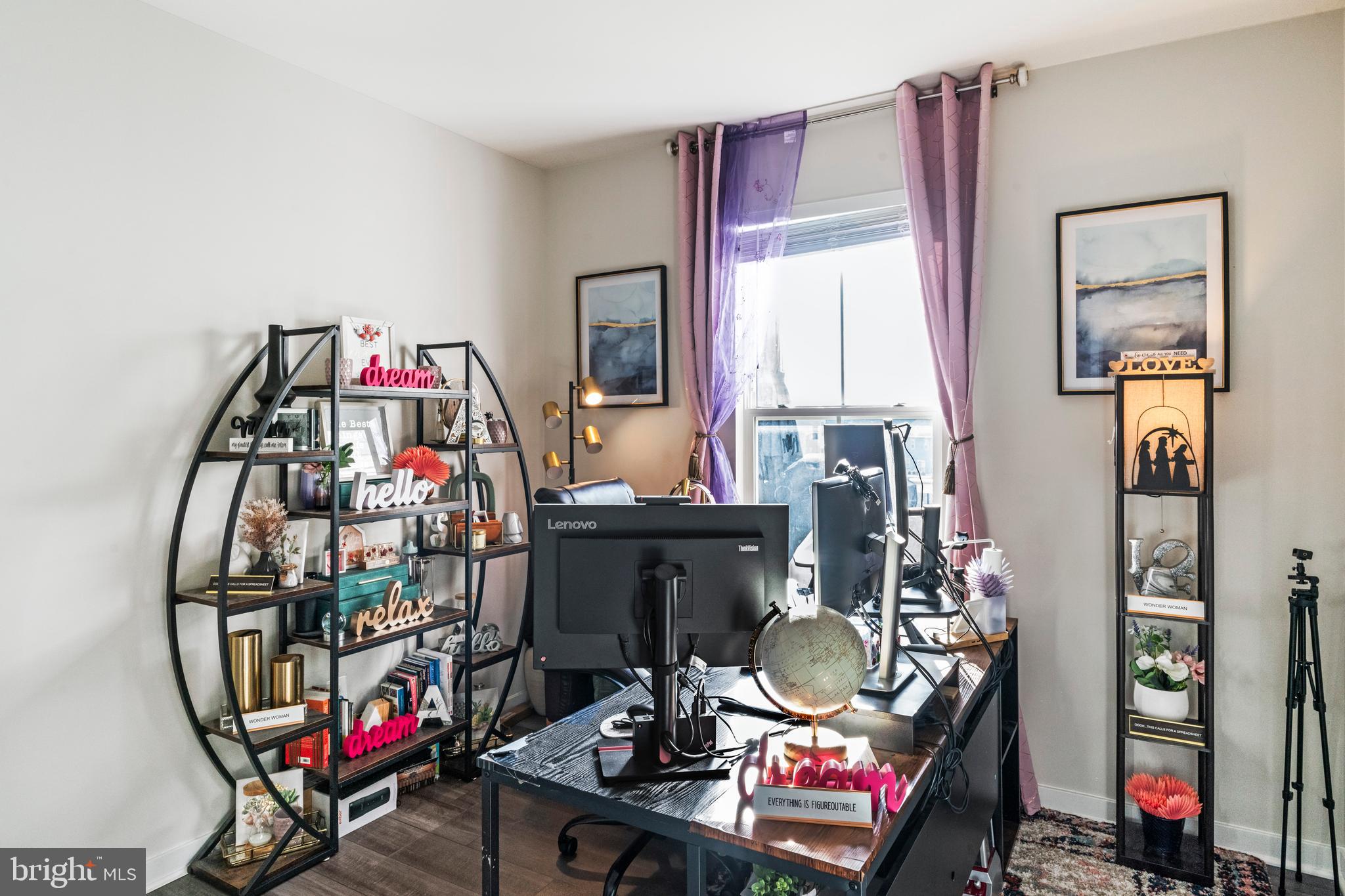 SENSENY VILLAGE - Residential