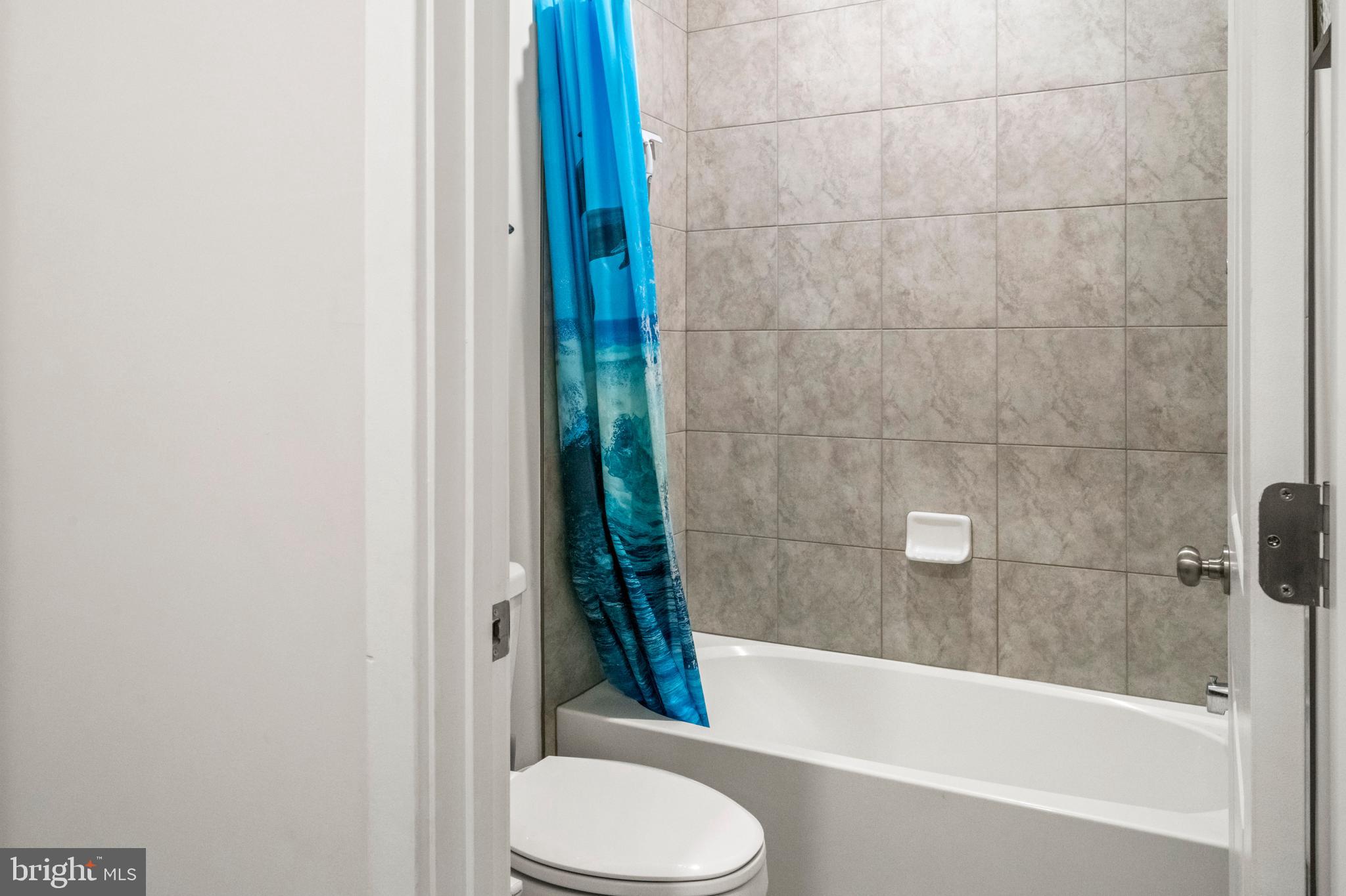 SENSENY VILLAGE - Residential