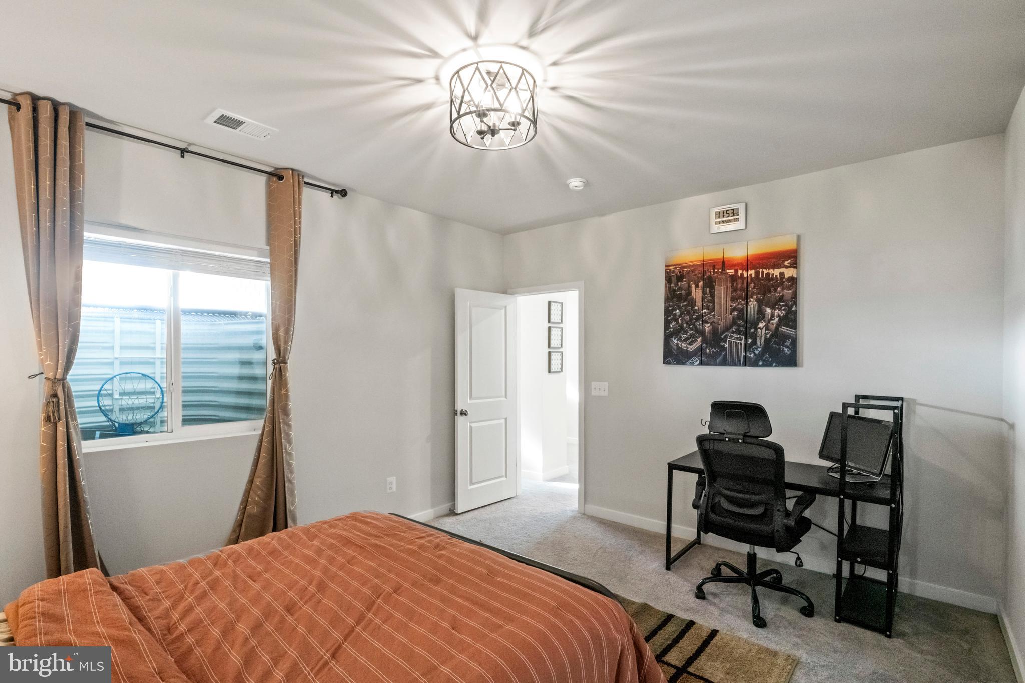 SENSENY VILLAGE - Residential