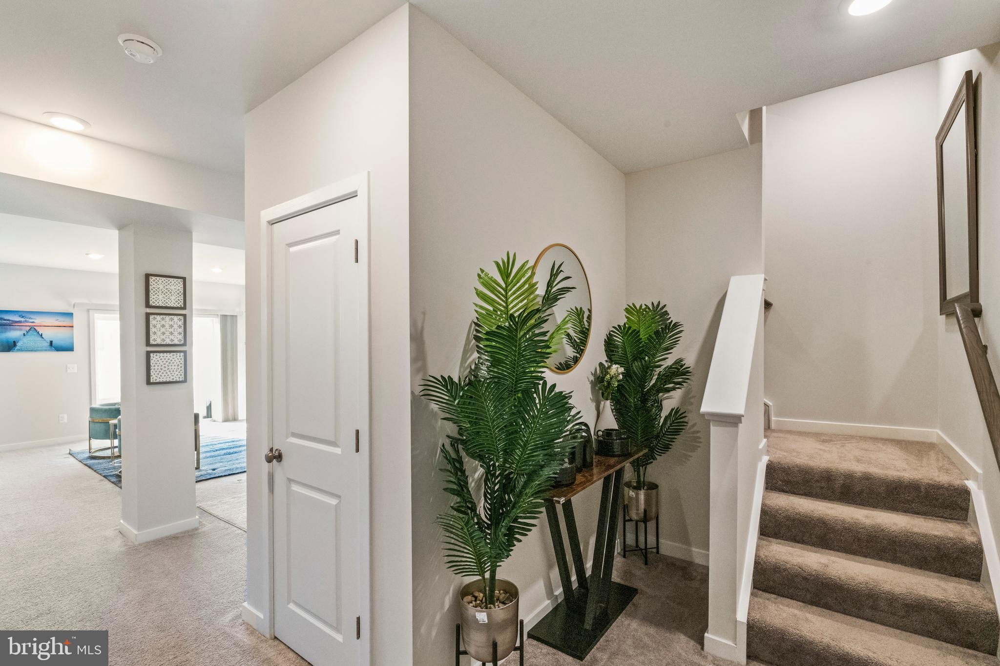 SENSENY VILLAGE - Residential