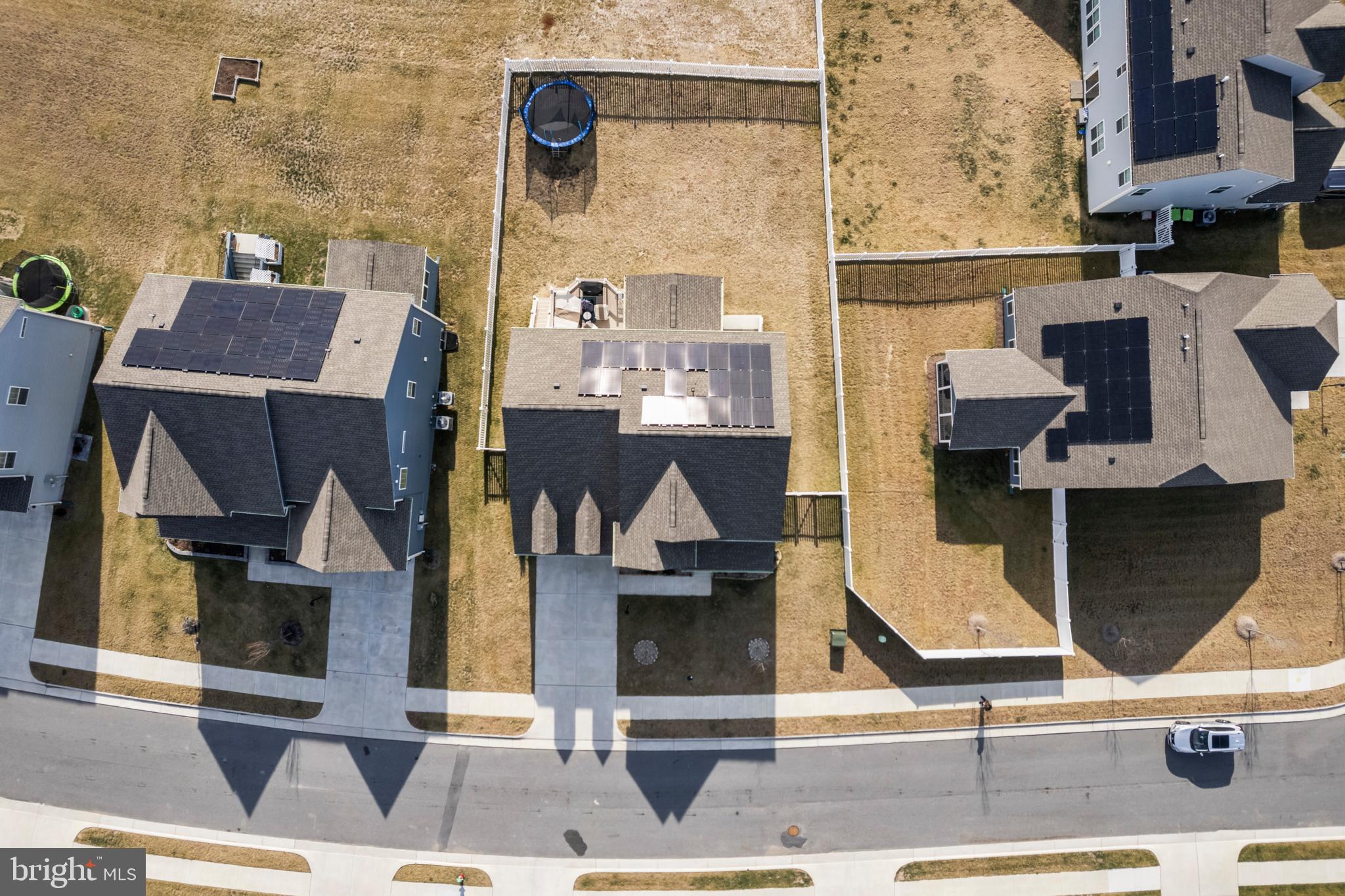 SENSENY VILLAGE - Residential