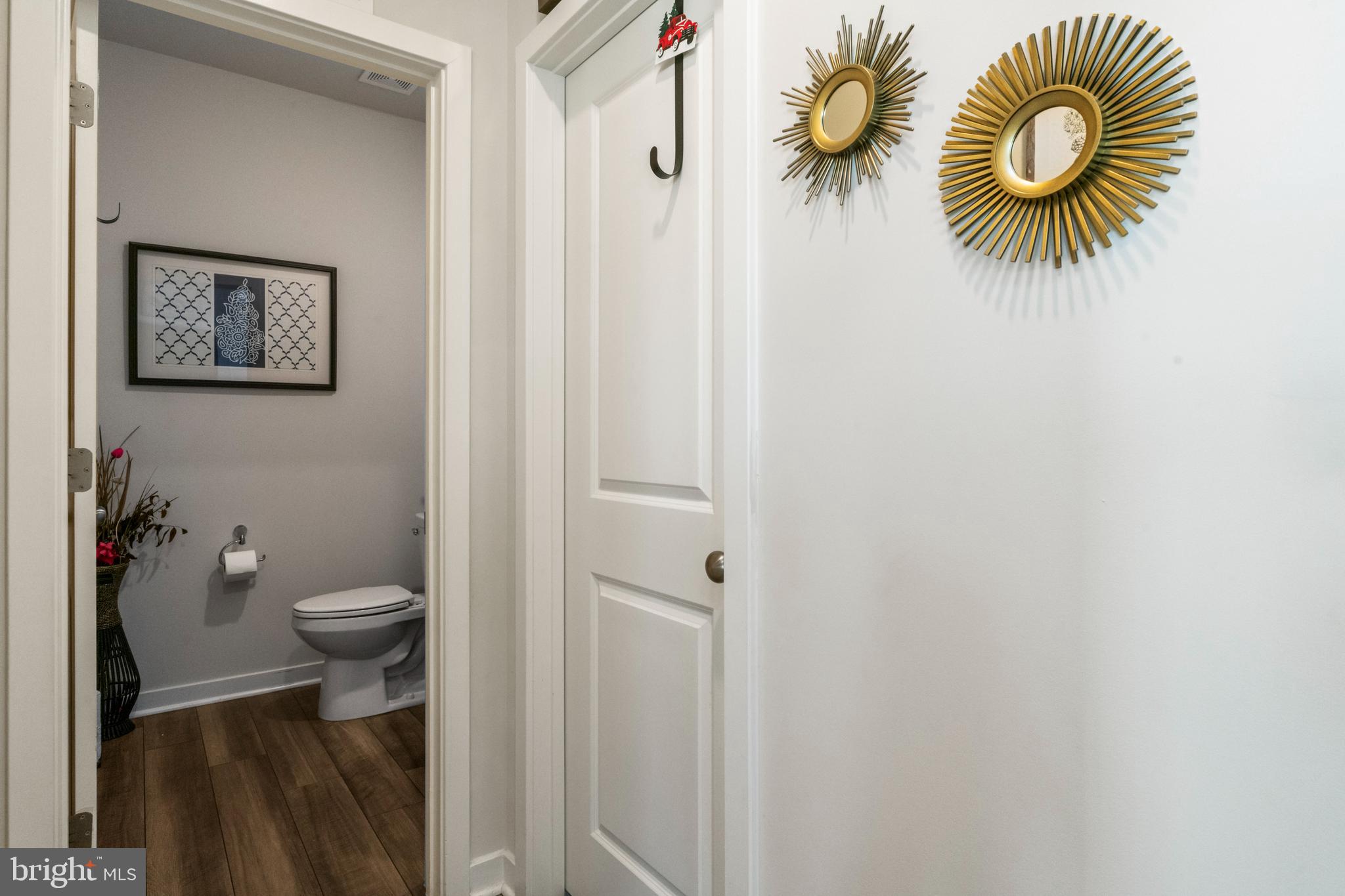 SENSENY VILLAGE - Residential