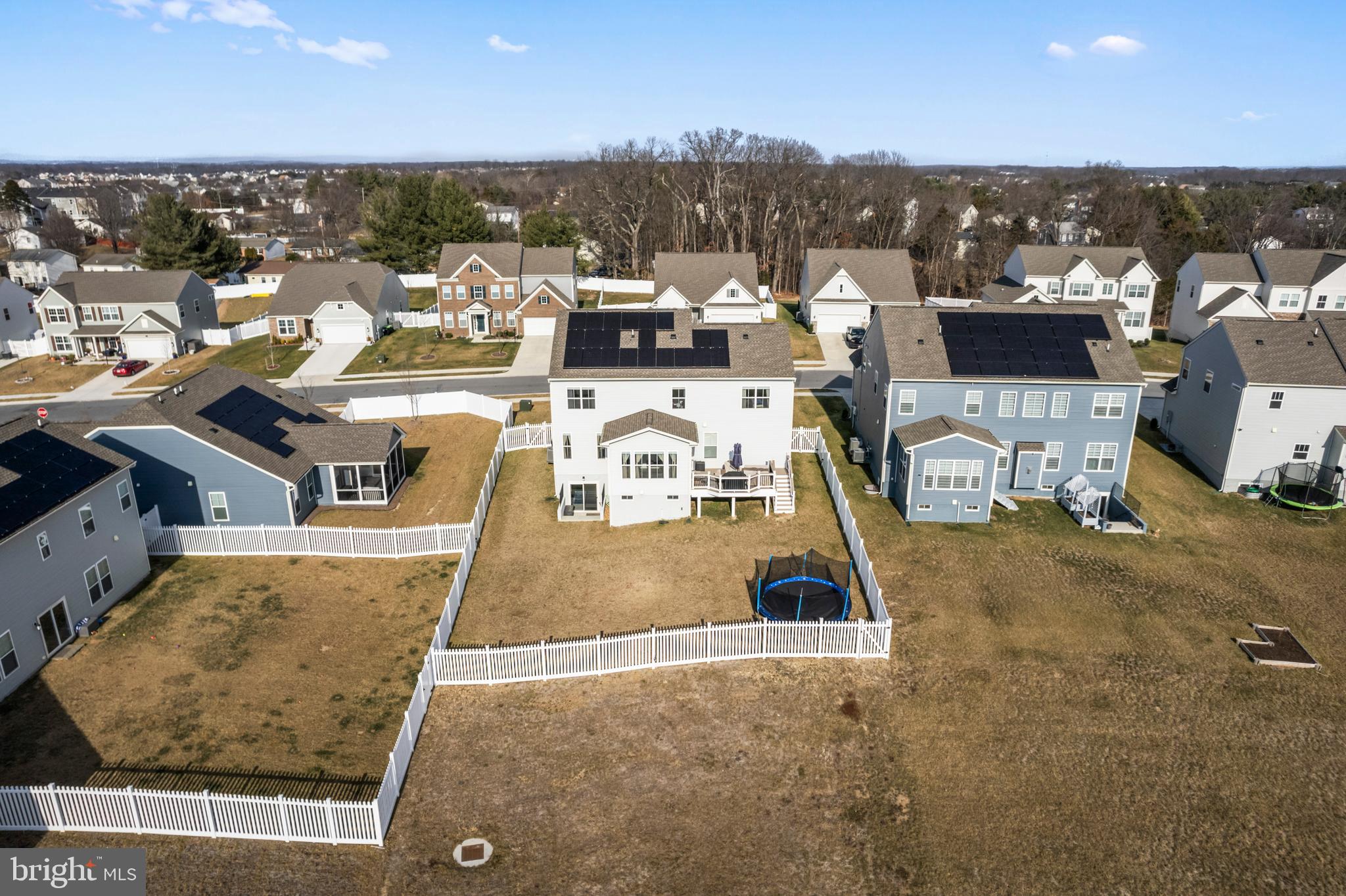 SENSENY VILLAGE - Residential