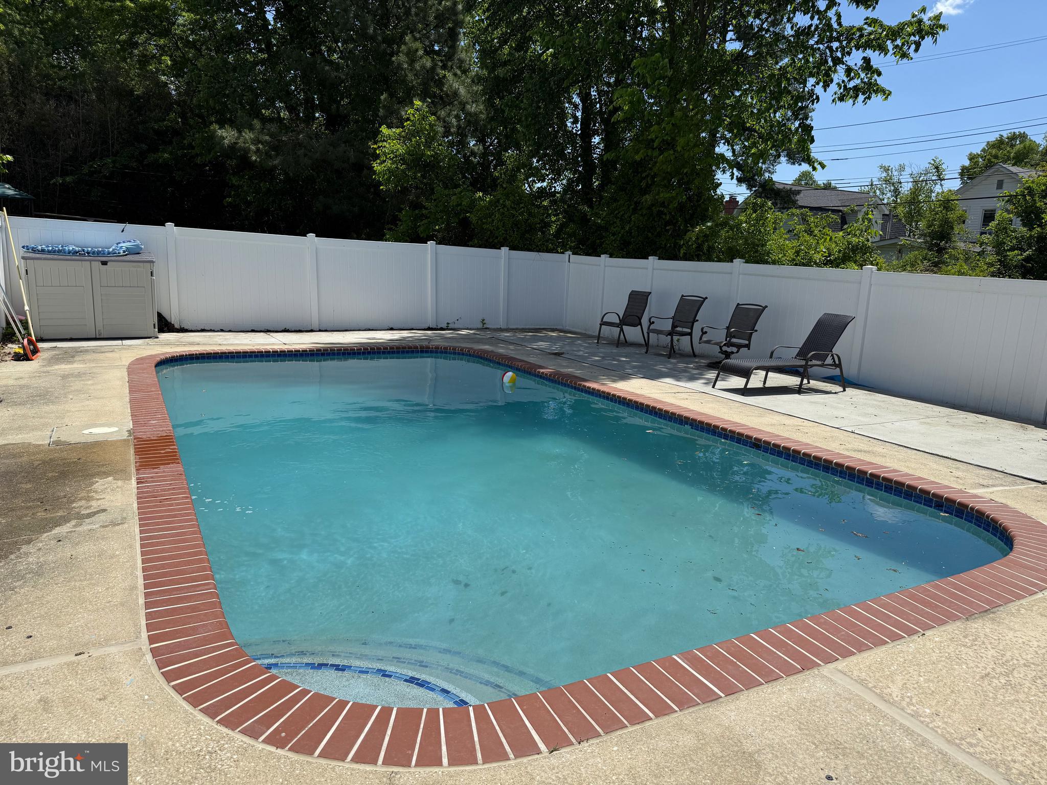 GREENSPRING MANOR - Residential