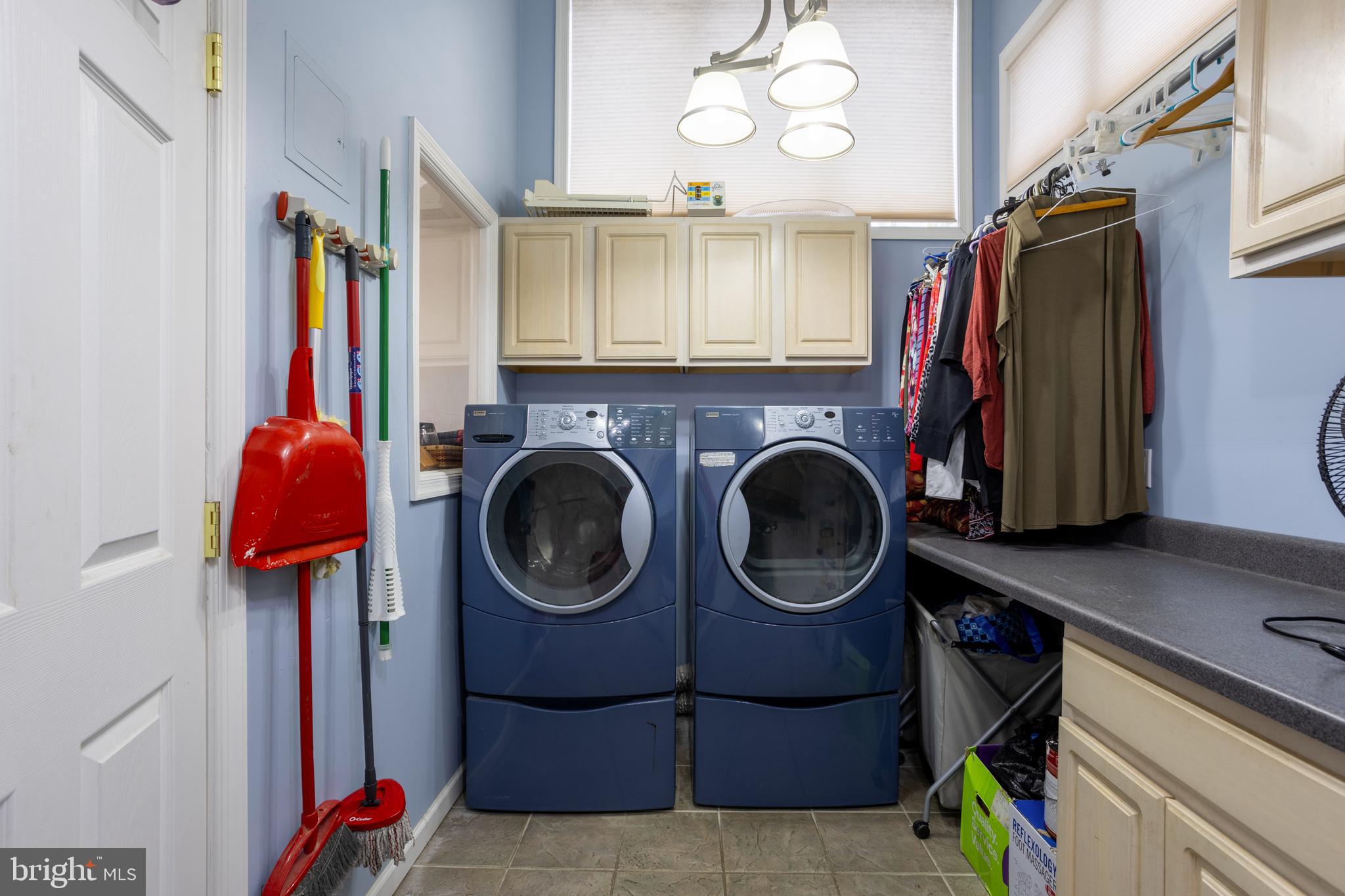 GREENSPRING MANOR - Residential