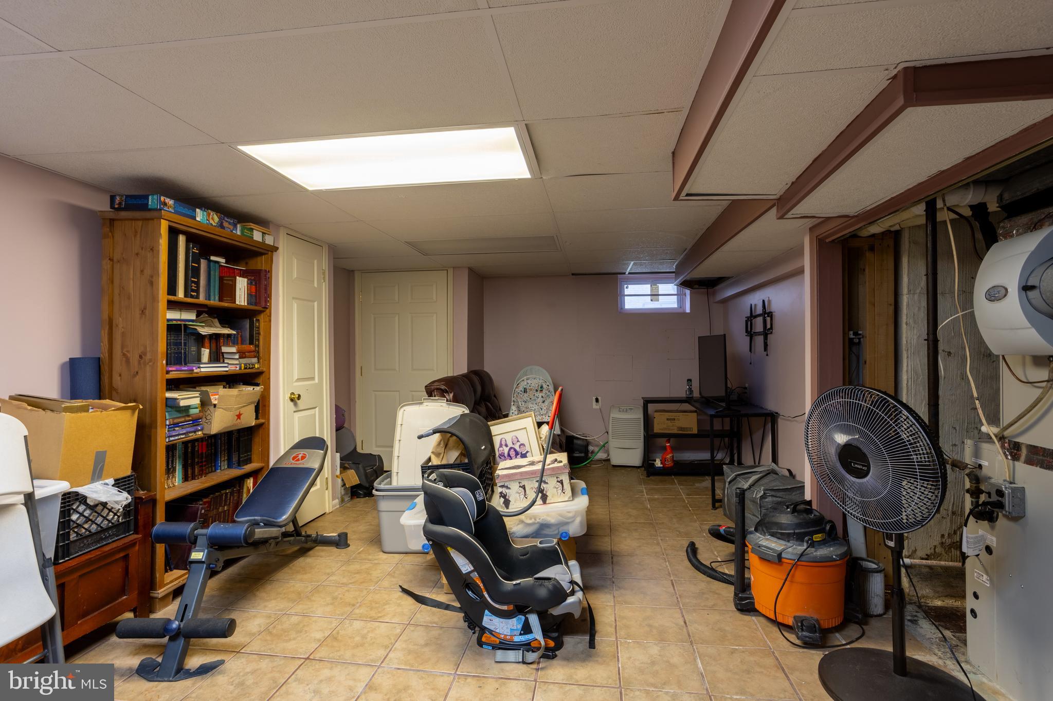 GREENSPRING MANOR - Residential