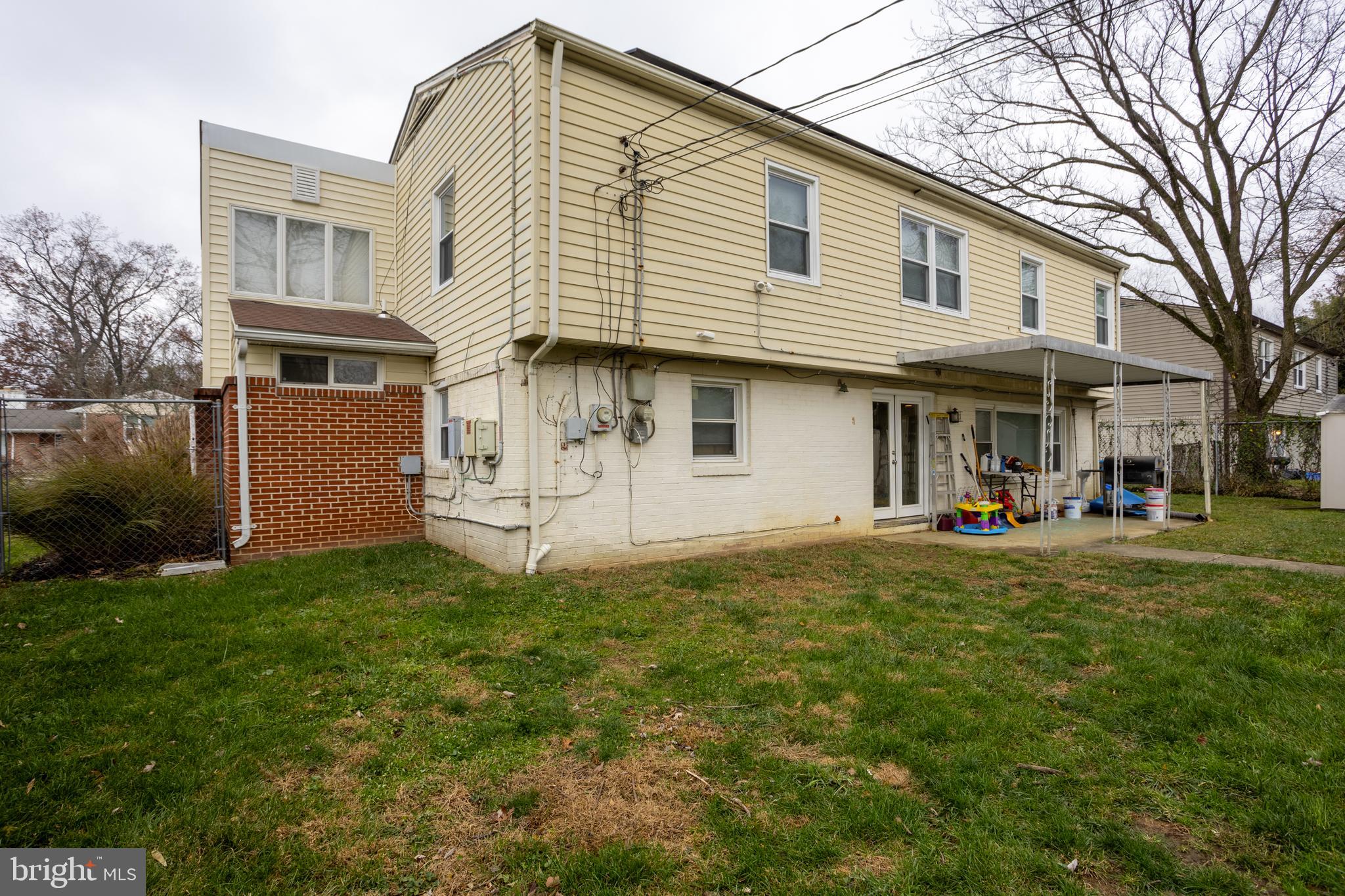 GREENSPRING MANOR - Residential