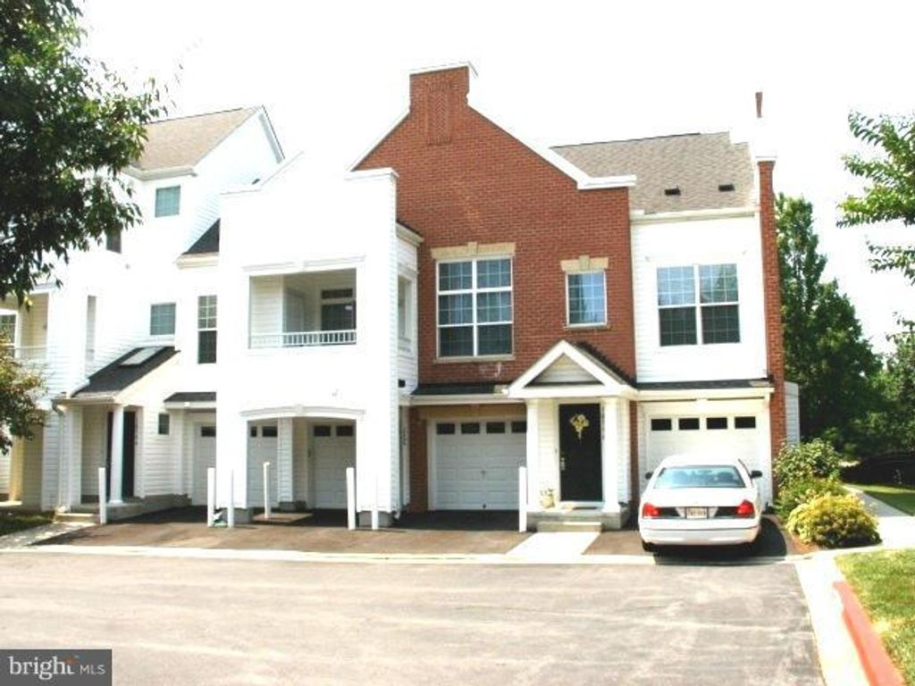 Photo of 10796 Symphony Way NE #208, COLUMBIA, MD 21044 (MLS # MDHW2061408)