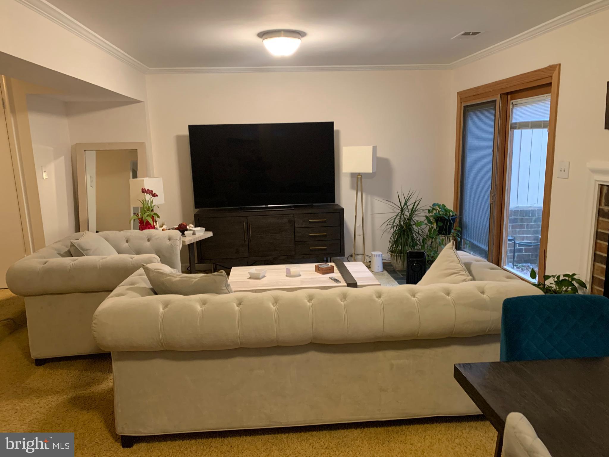 WHITE FLINT PARK - Residential Lease