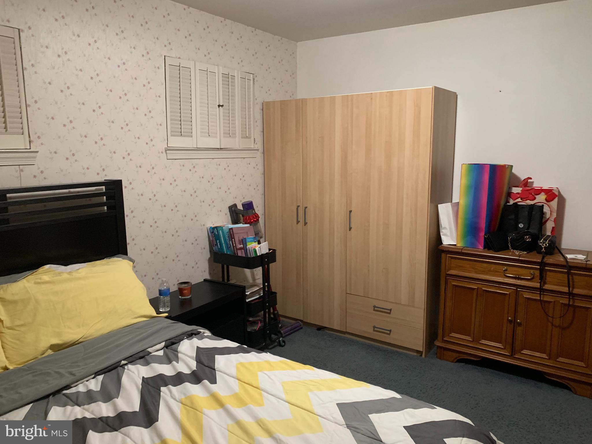 WHITE FLINT PARK - Residential Lease